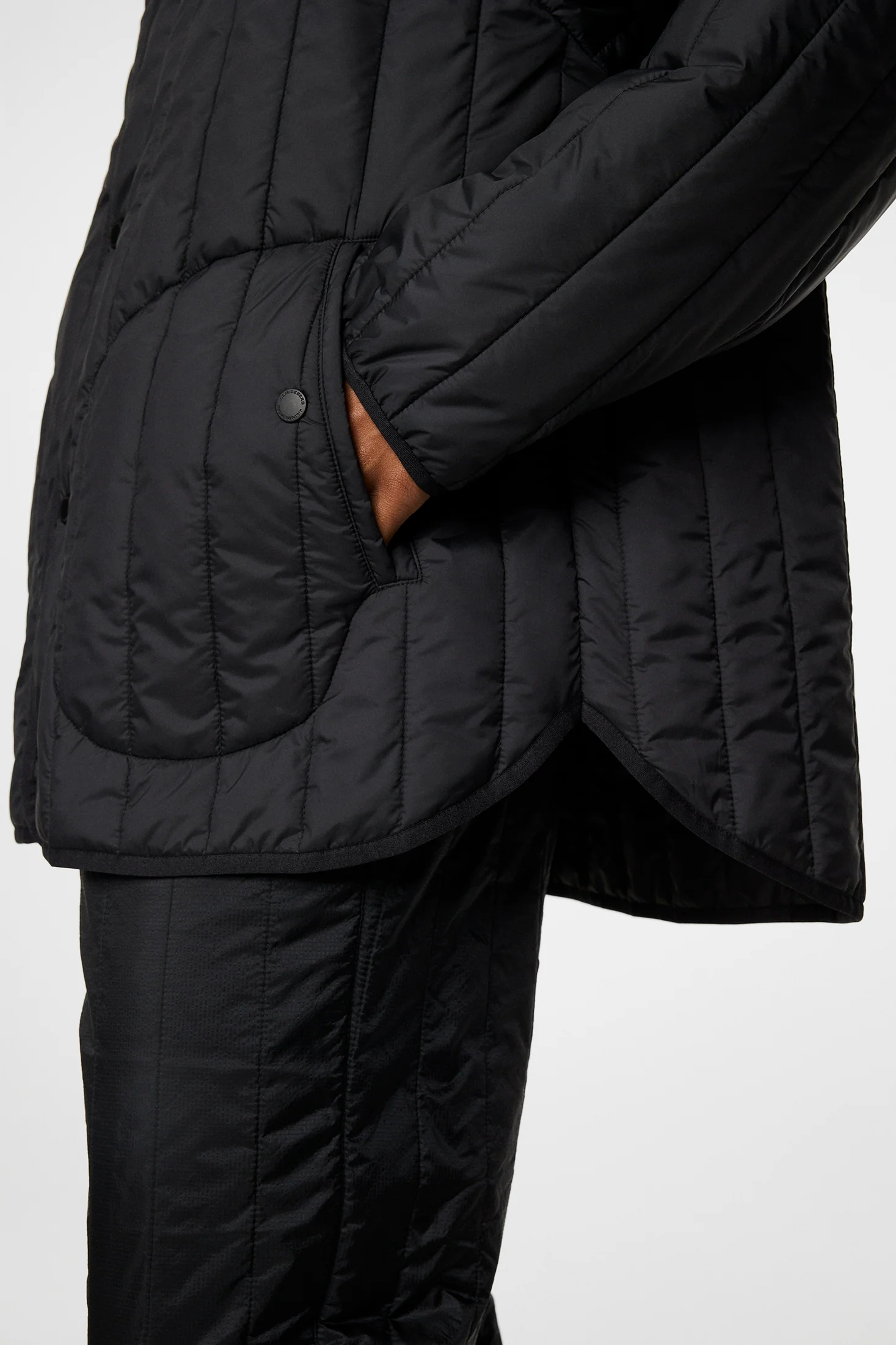 Khaza Quilted Jacket / Black - Image 6