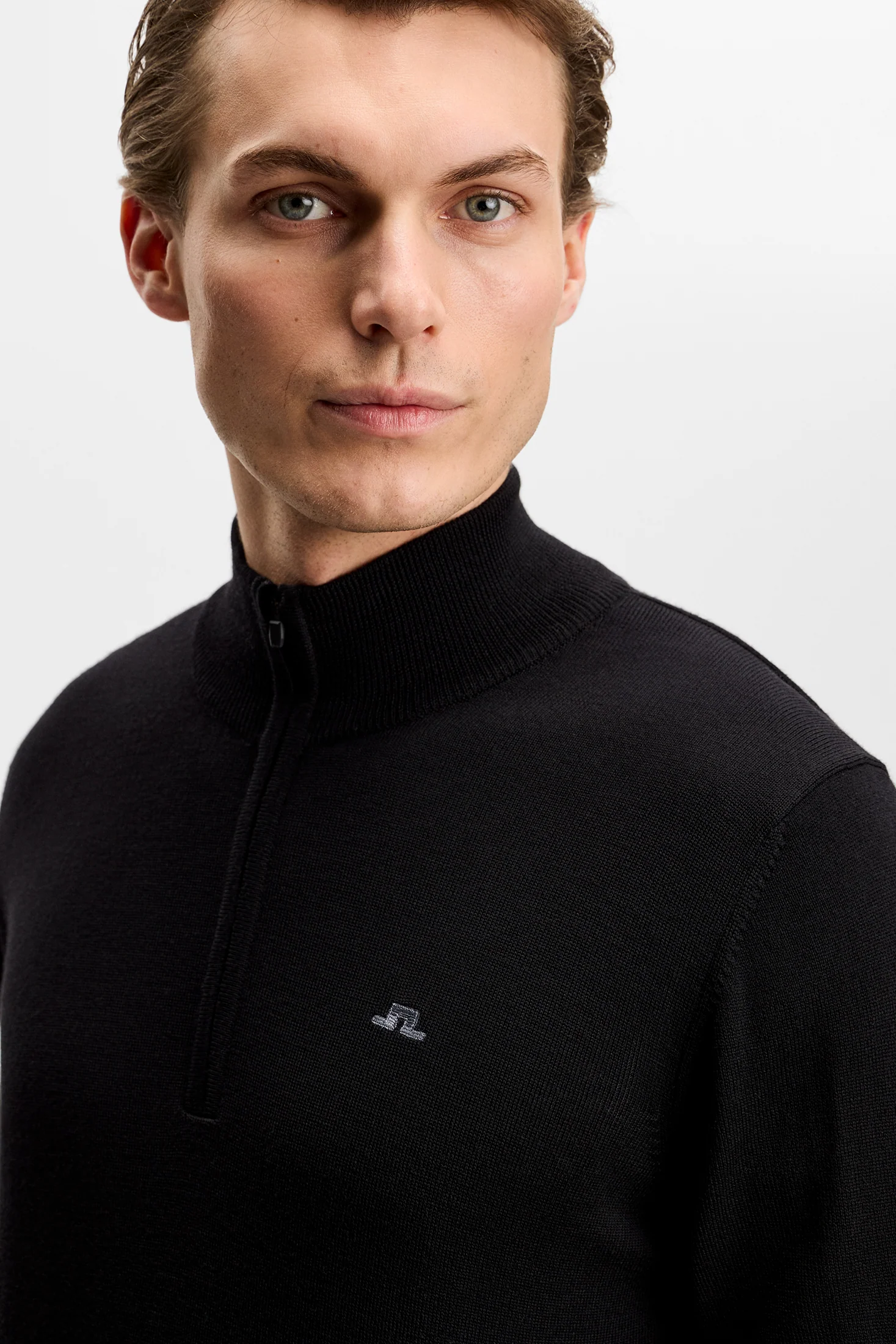 Kiyan Quarter Zip Sweater / Black - Image 5