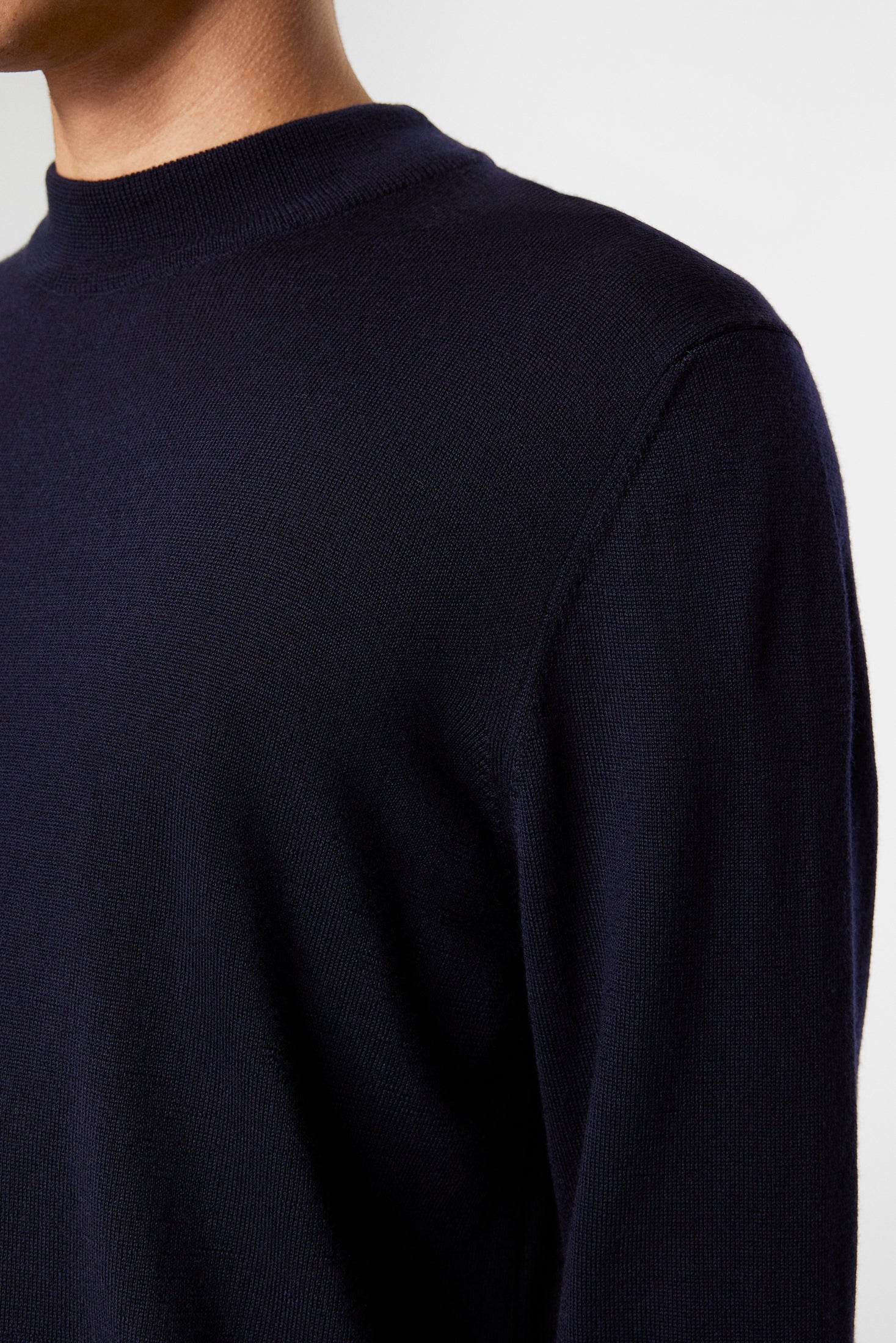 Korman Merino Turtle Neck / JL Navy - Image 6