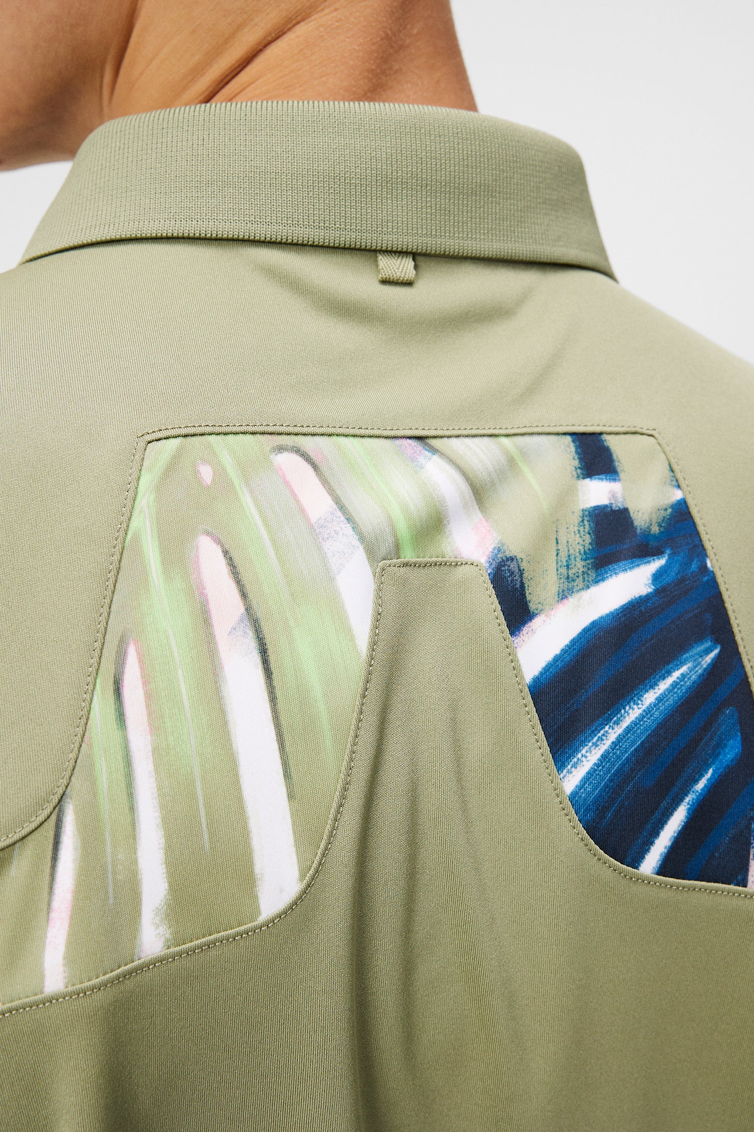 KV Regular Fit Print / Oil Green - Image 6