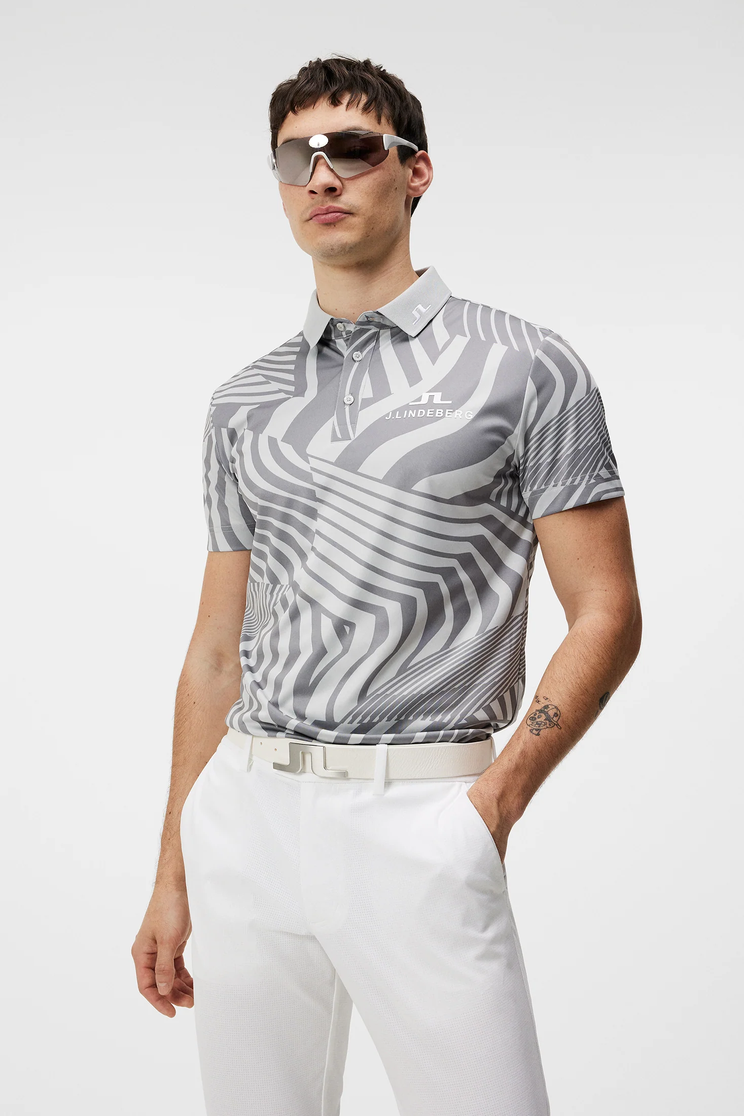 KV Tour Print Golf Polo / Dazzle Wave Light Grey Melange - Image 3