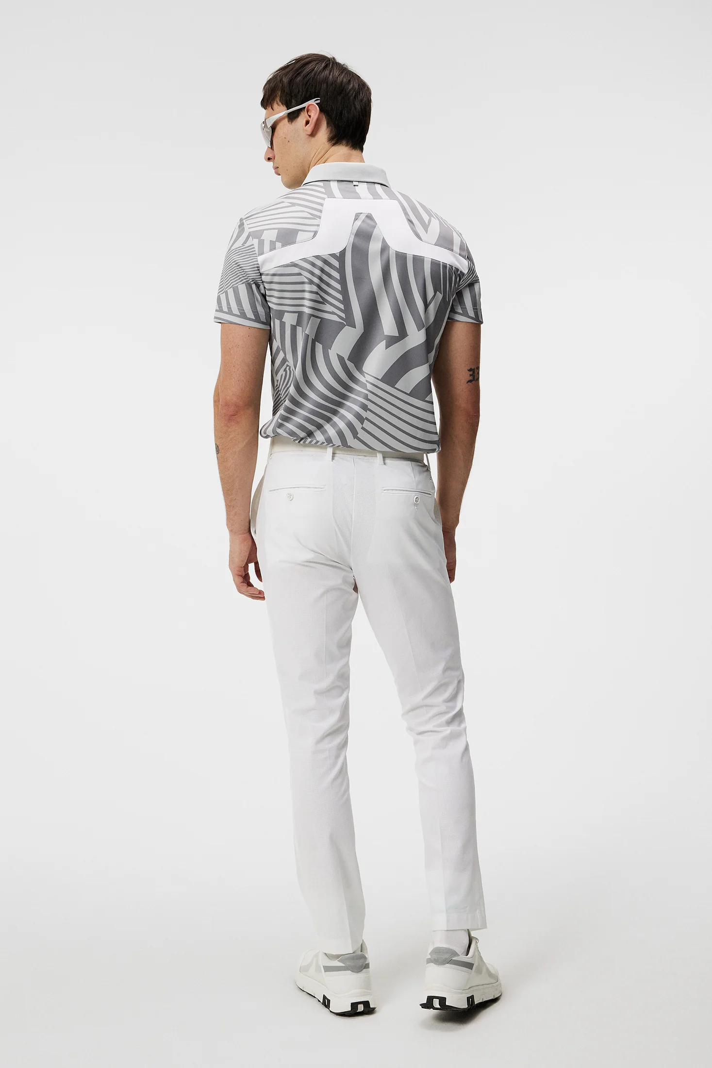 KV Tour Print Golf Polo / Dazzle Wave Light Grey Melange - Image 4