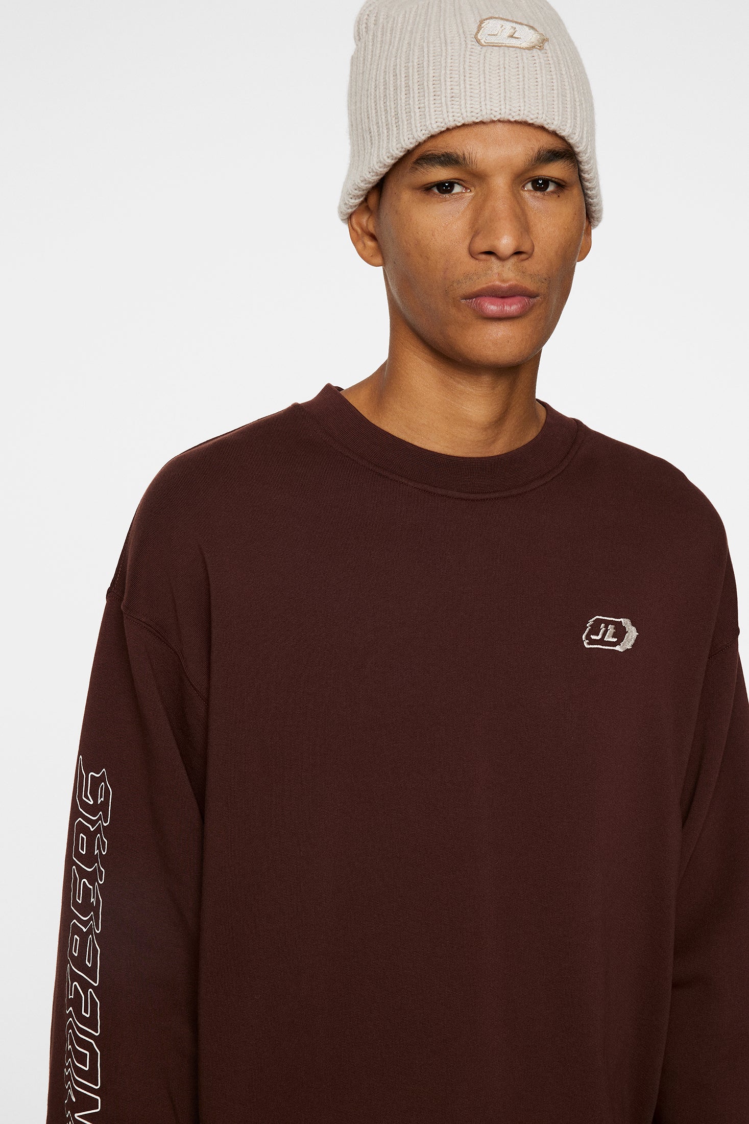 Kyzer Crew Neck / Bitter Chocolate - Image 5