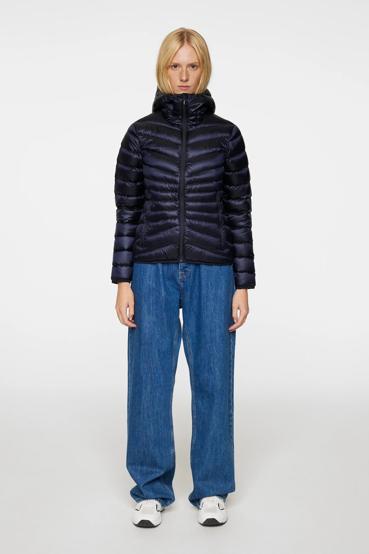 Lara Light Down Hood / JL Navy - Image 4