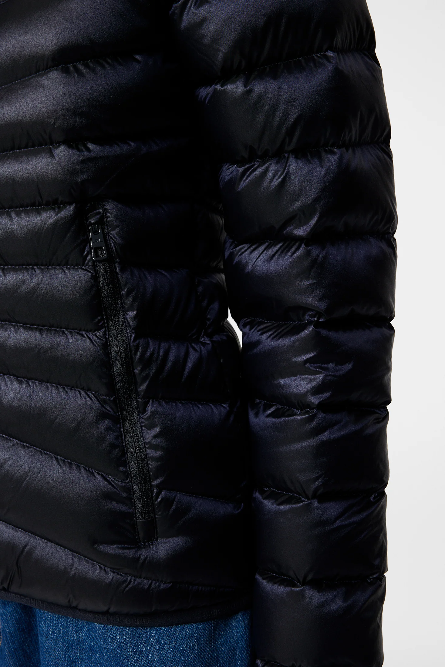 Lara Light Down Hood / JL Navy - Image 6