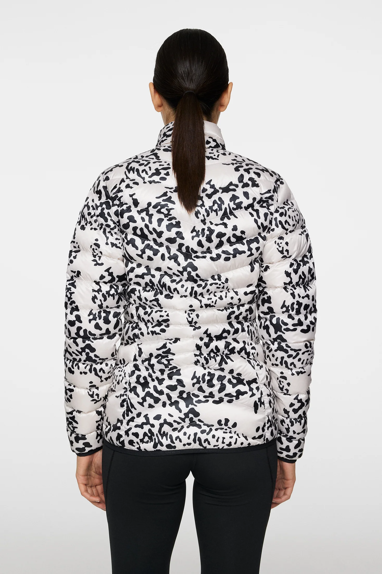 Lara Light Down Jacket Print / Snake Rock Moonbeam M - Image 3