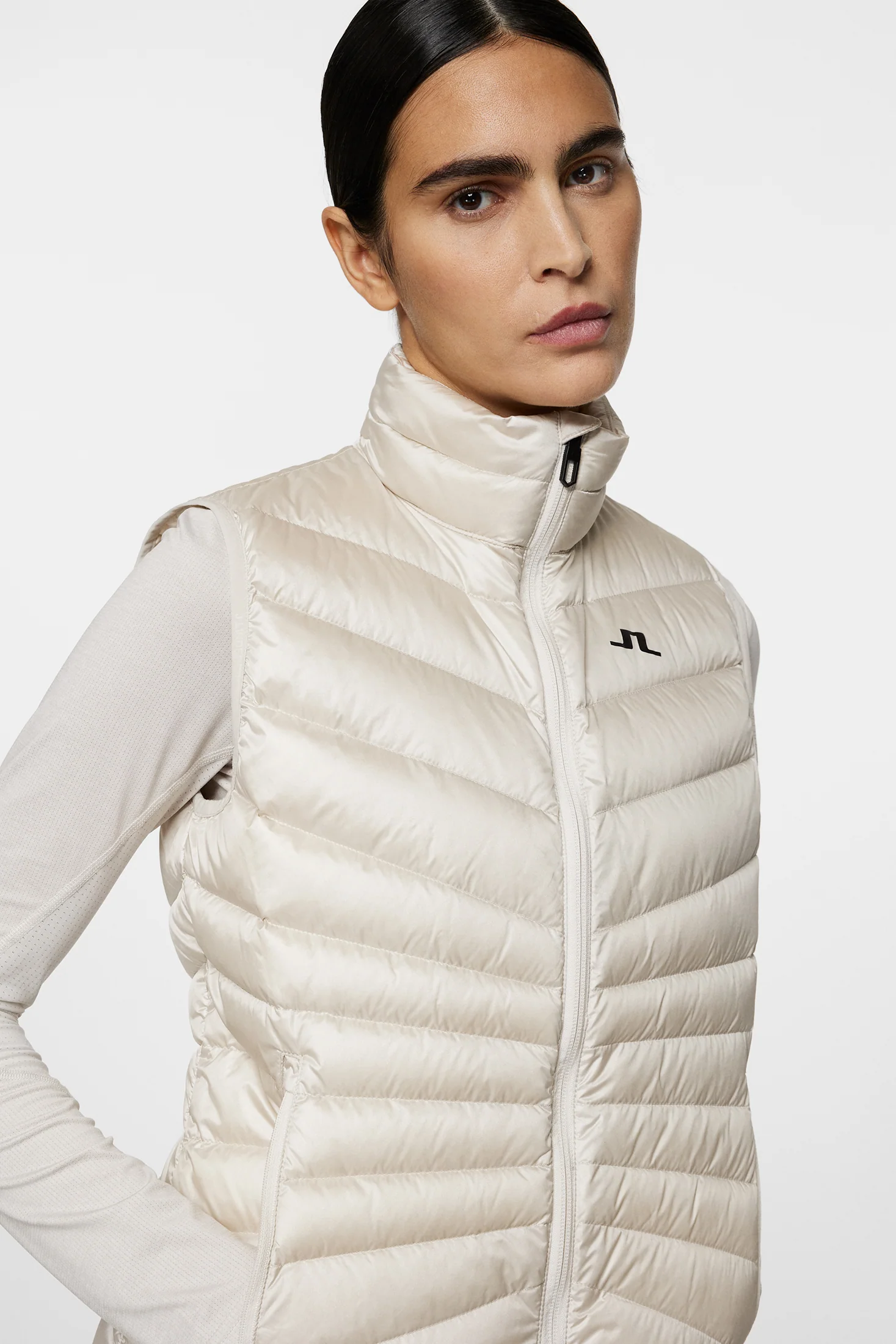Lara Light Down Vest / Moonbeam - Image 5