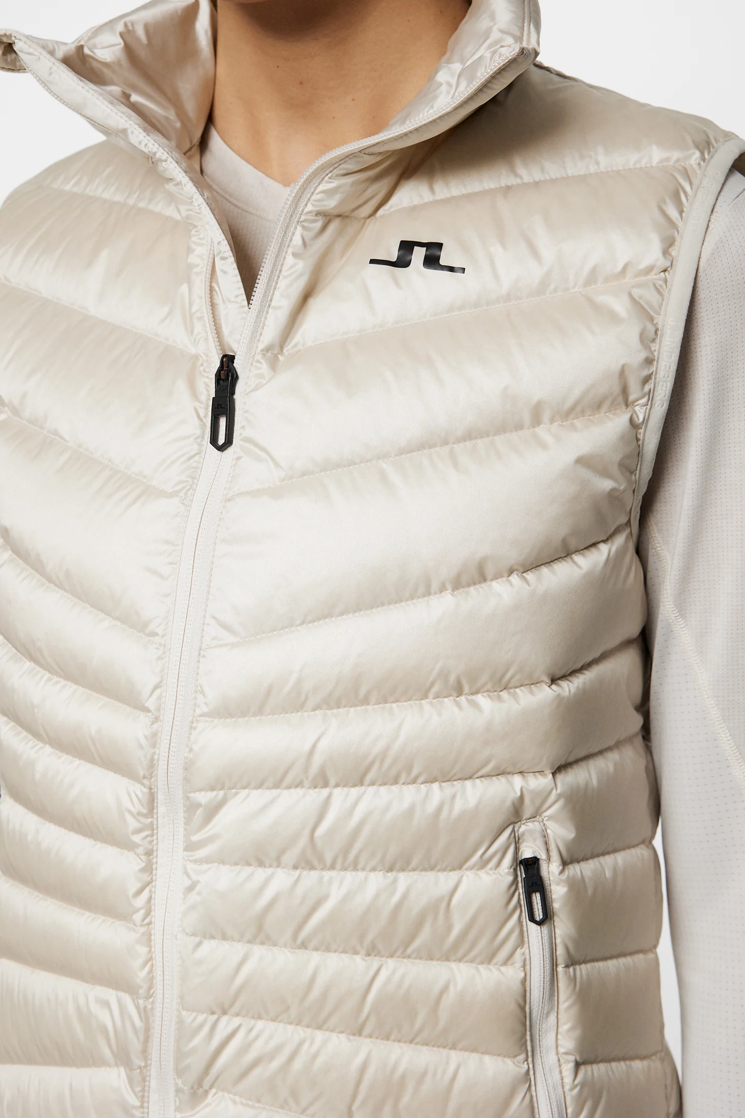 Lara Light Down Vest / Moonbeam - Image 6