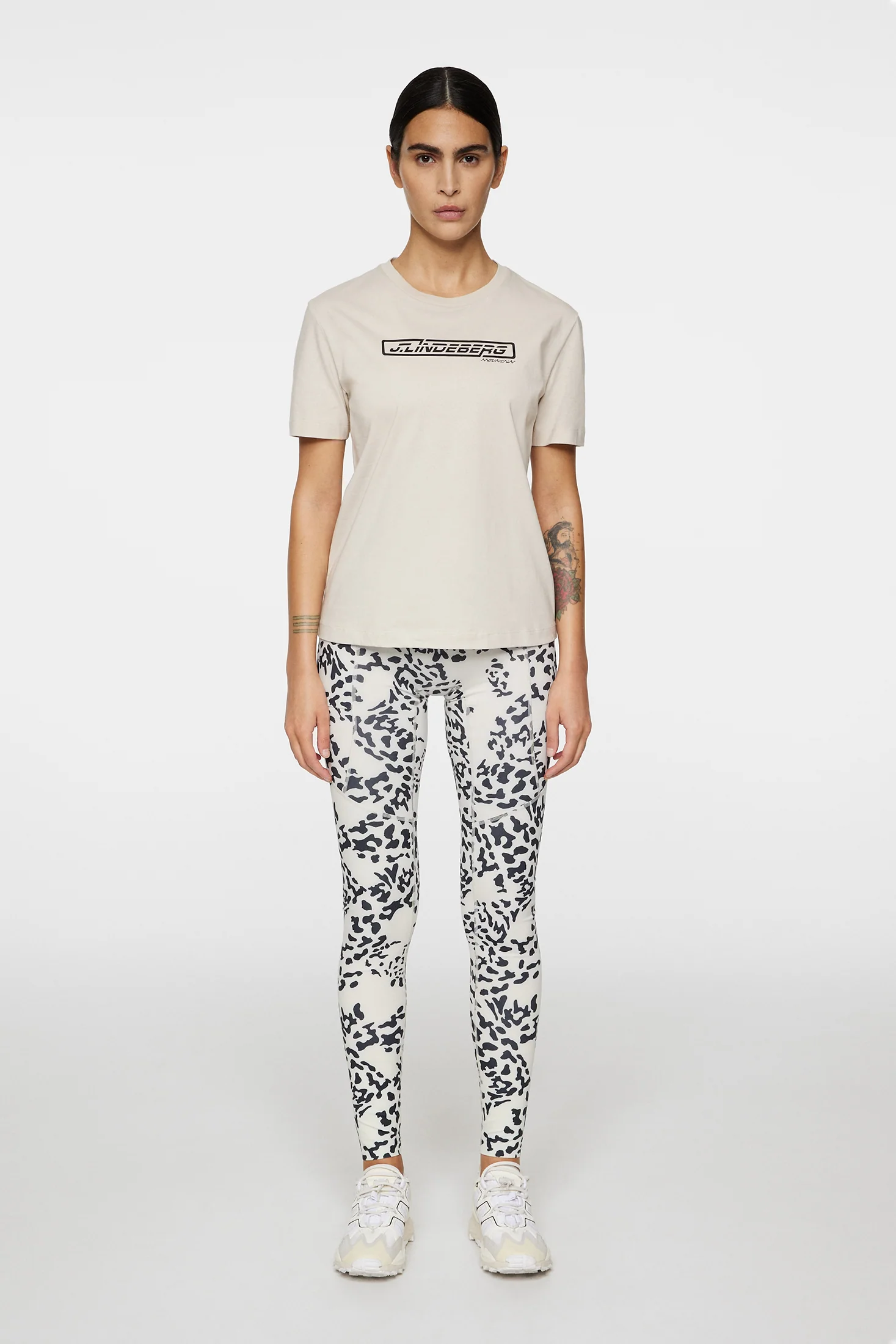 Laurel T-shirt / Moonbeam - Image 4