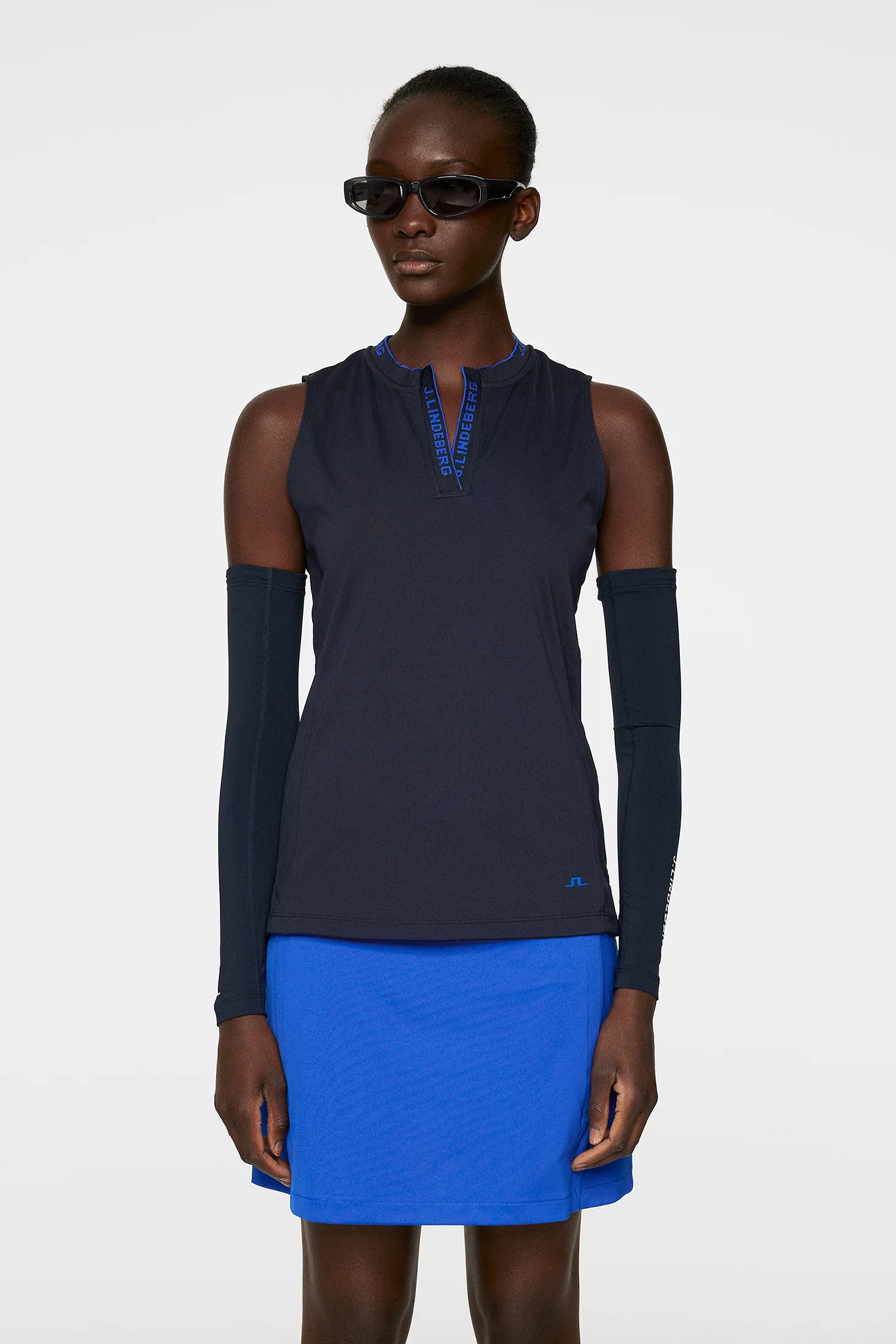 Leya Sleeveless Top / JL Navy - Image 2