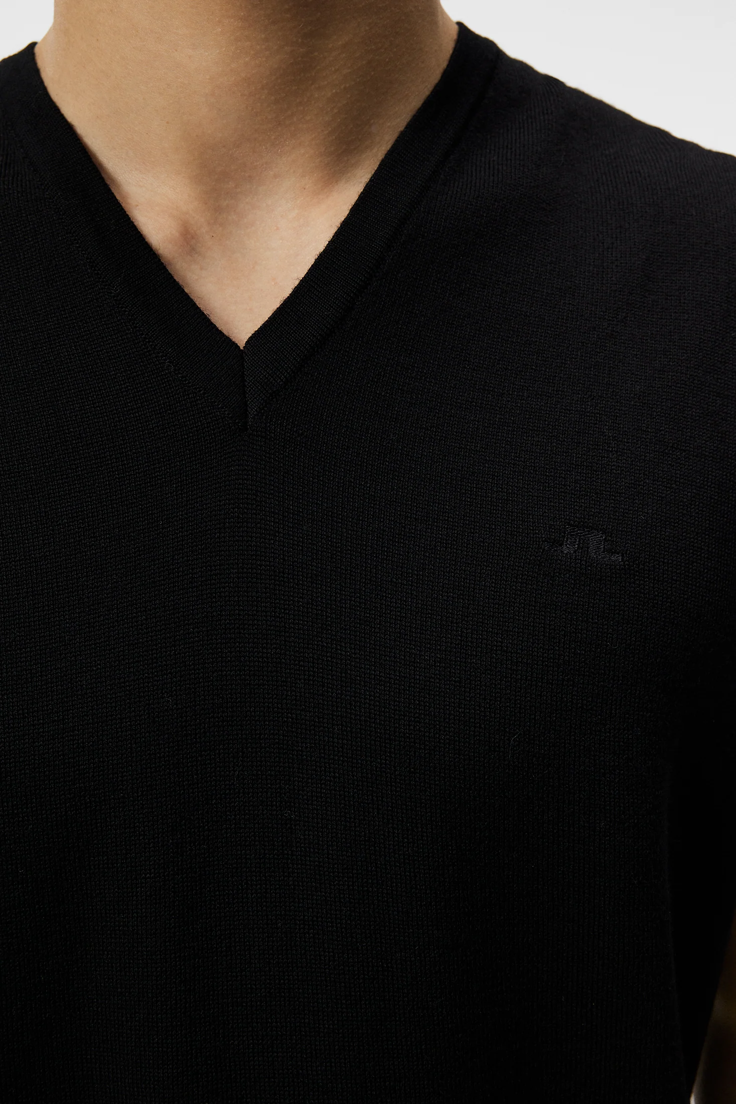 Liam Knitted Vest / Black - Image 6