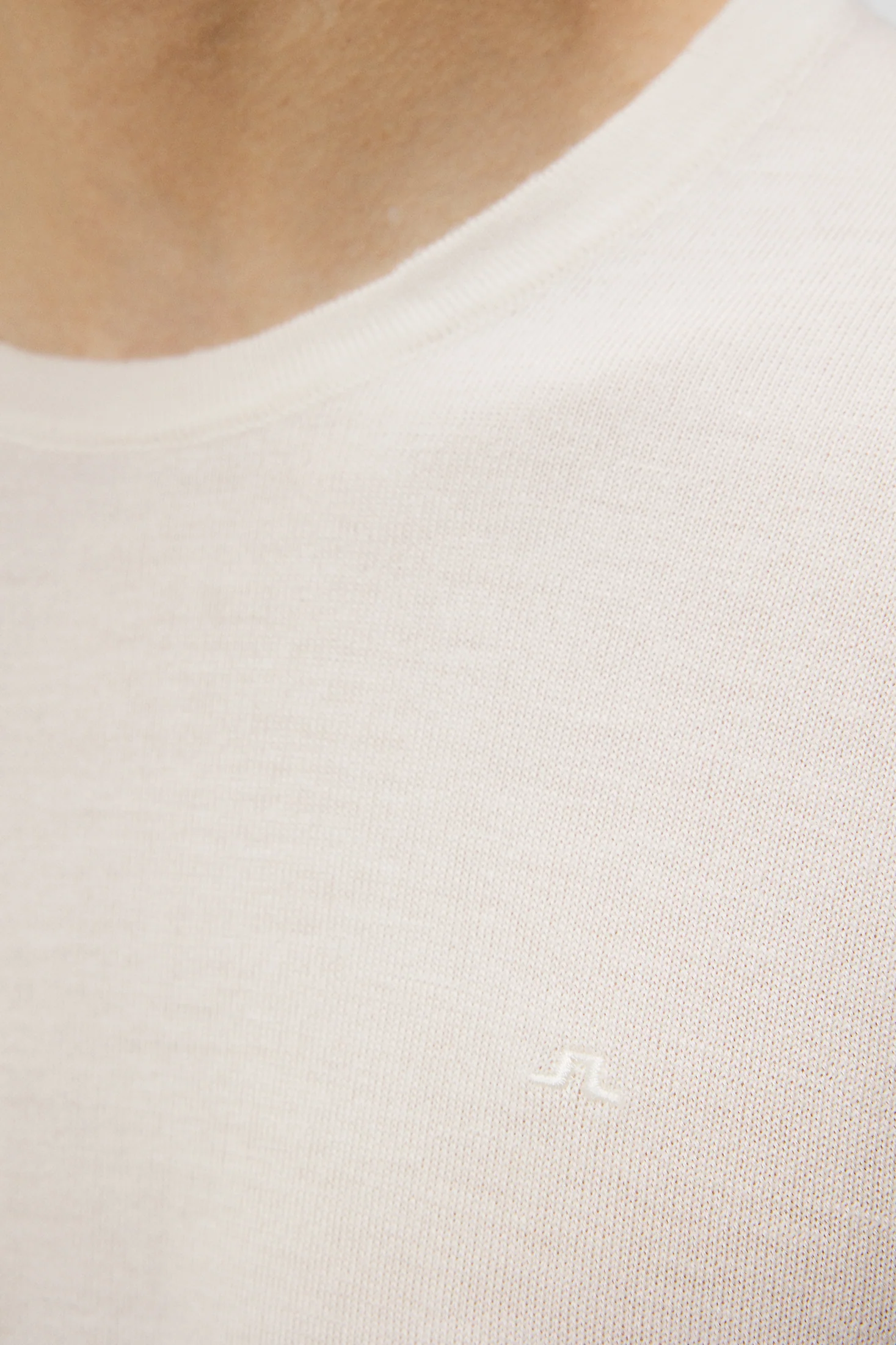 Lyle Light Merino Sweater / Cloud White - Image 6