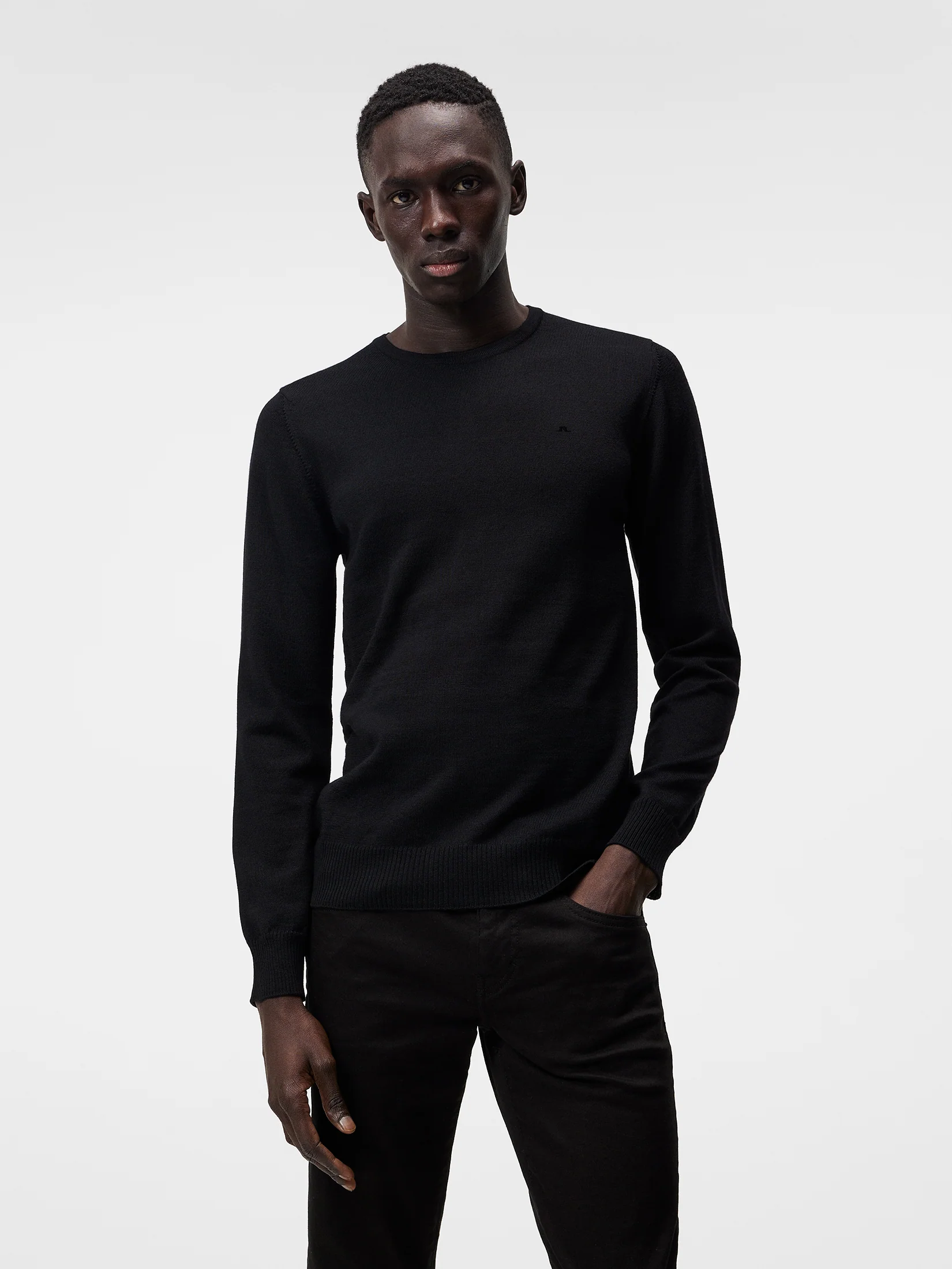 Lyle Merino Crew Neck Sweater / Black - Image 2