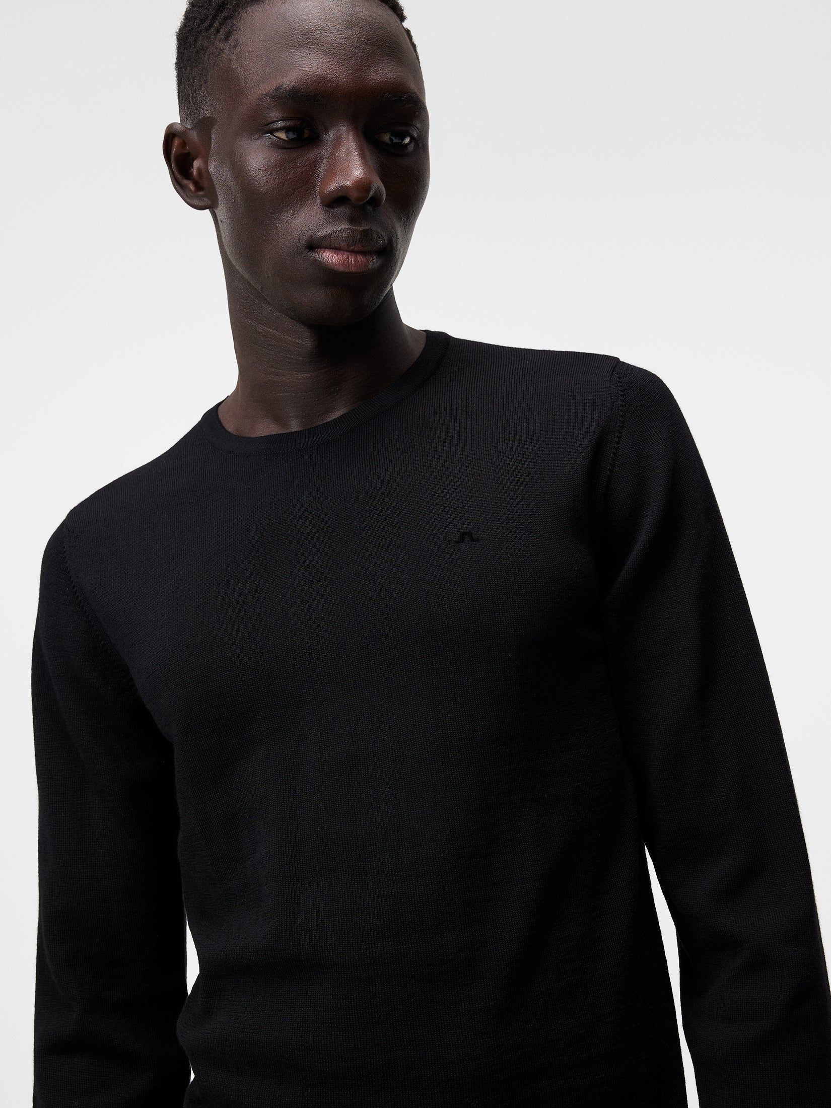 Lyle Merino Crew Neck Sweater / Black - Image 5