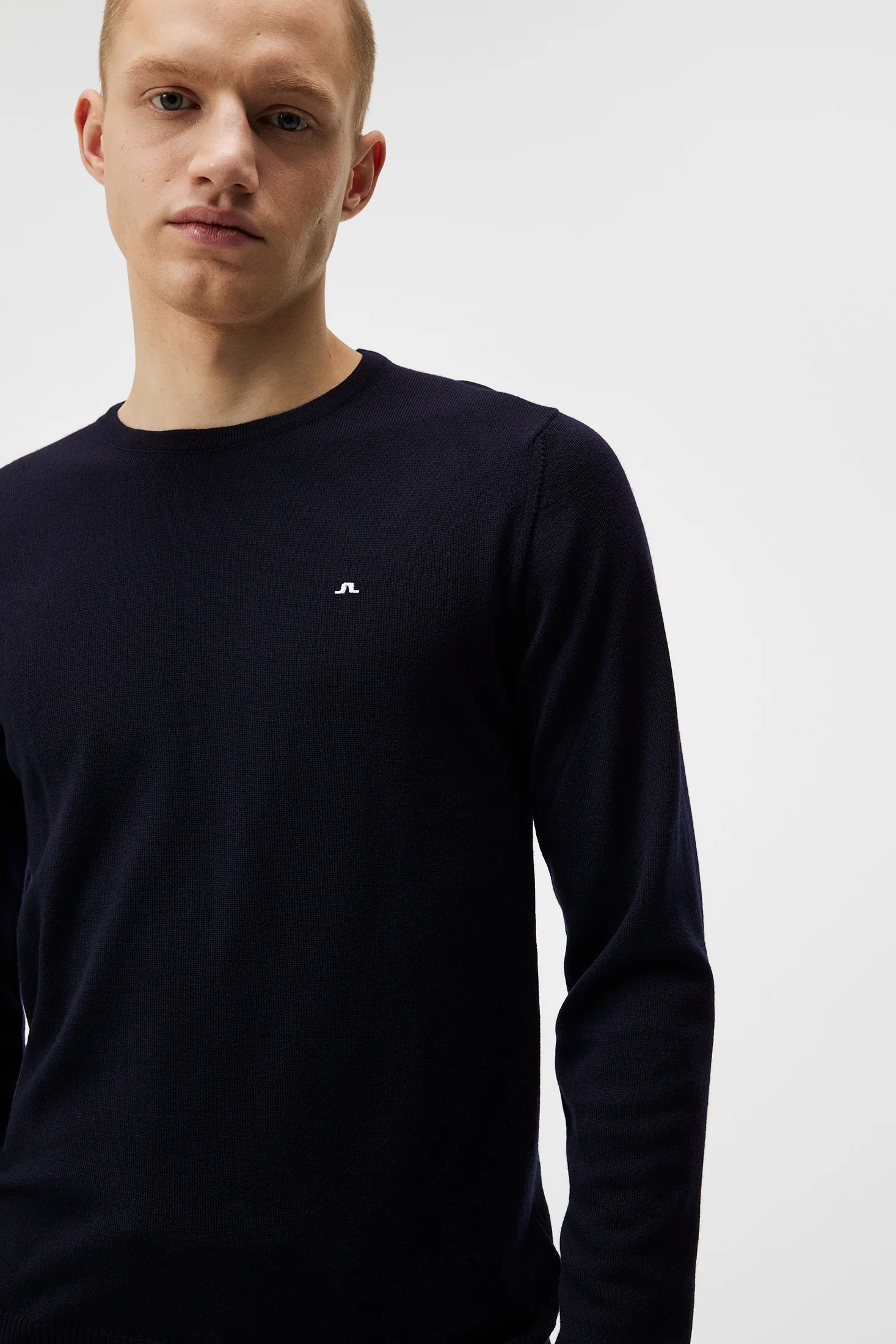 Lyle True Merino / navy - Image 6