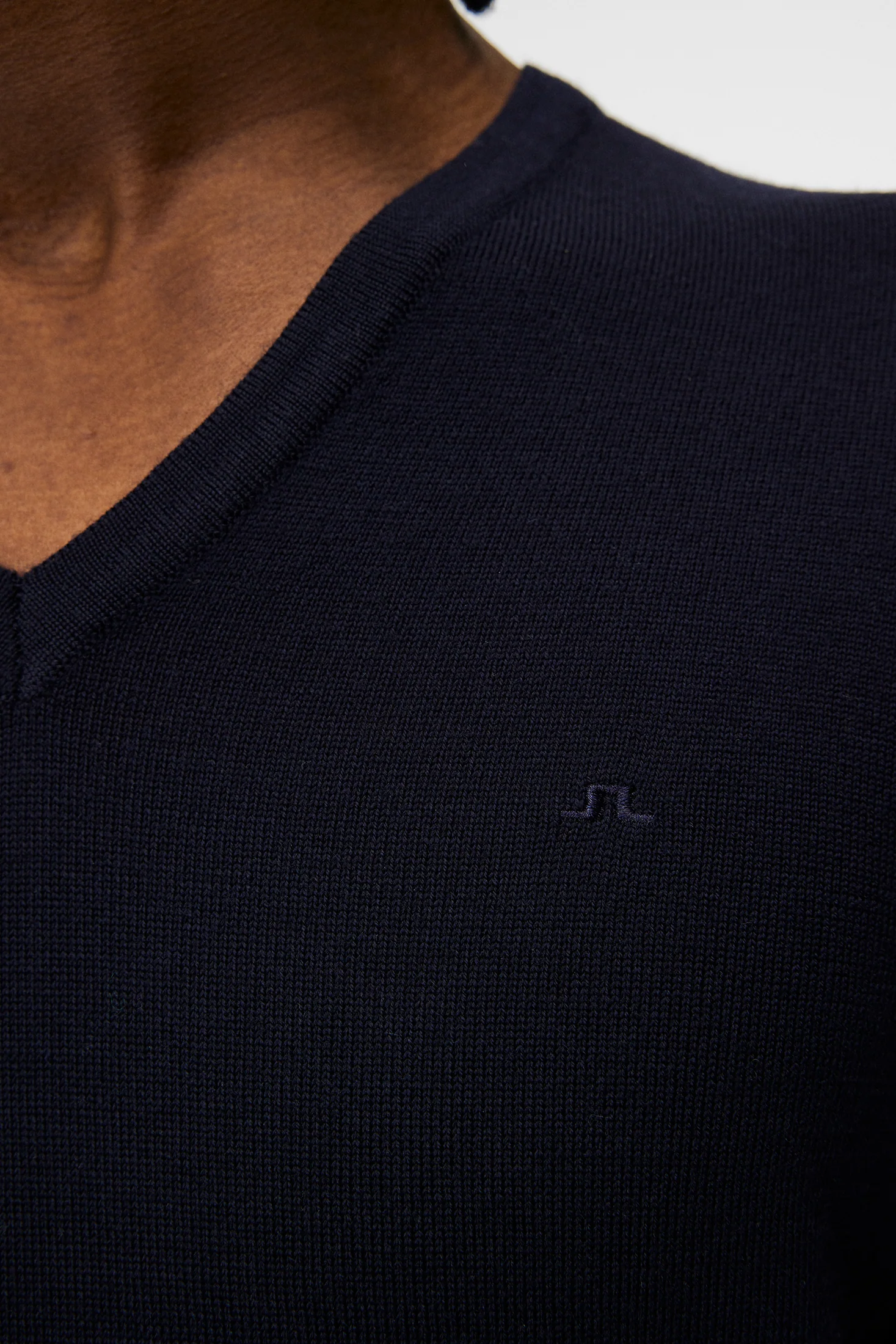 Lymann Merino V-neck Sweater / Navy - Image 6