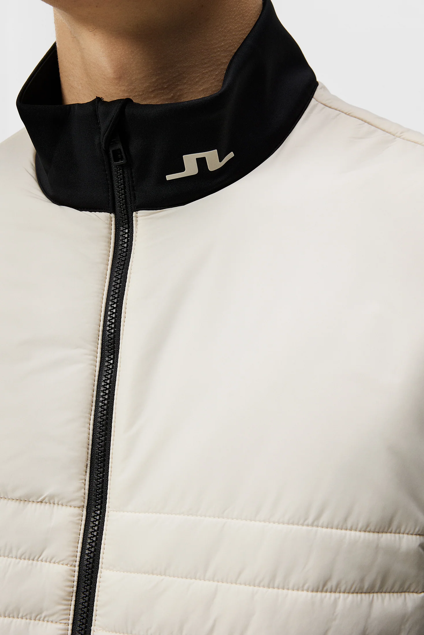 Martino Quilt Hybrid Vest / Almond Milk - Image 7