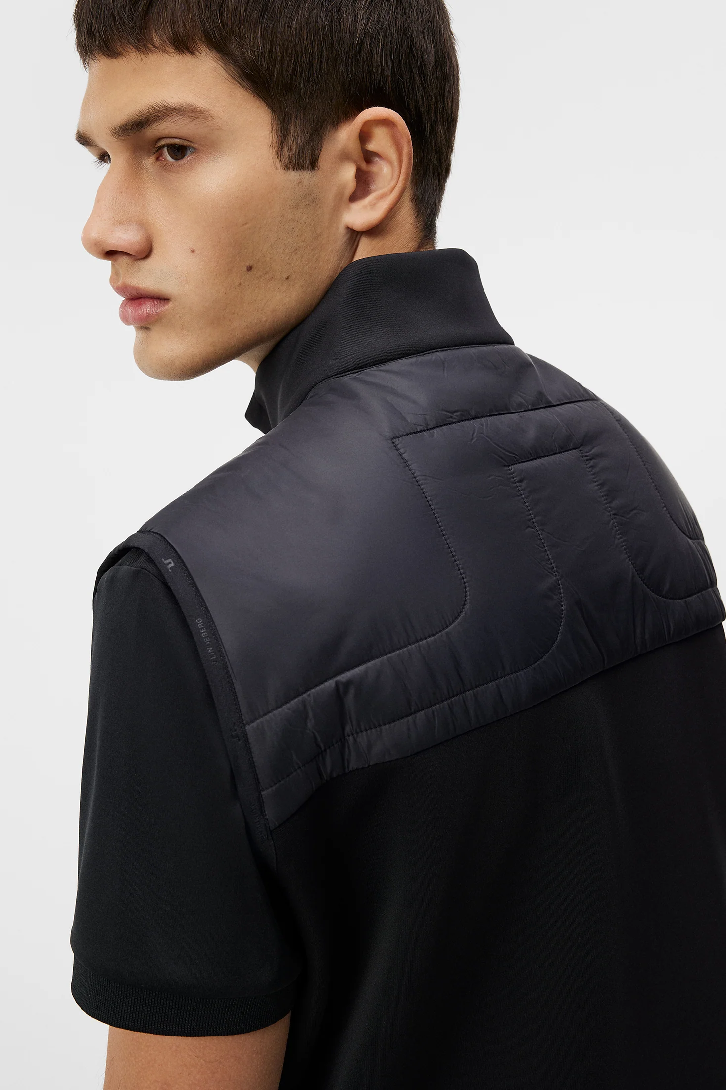Martino Quilt Hybrid Vest / Black - Image 6