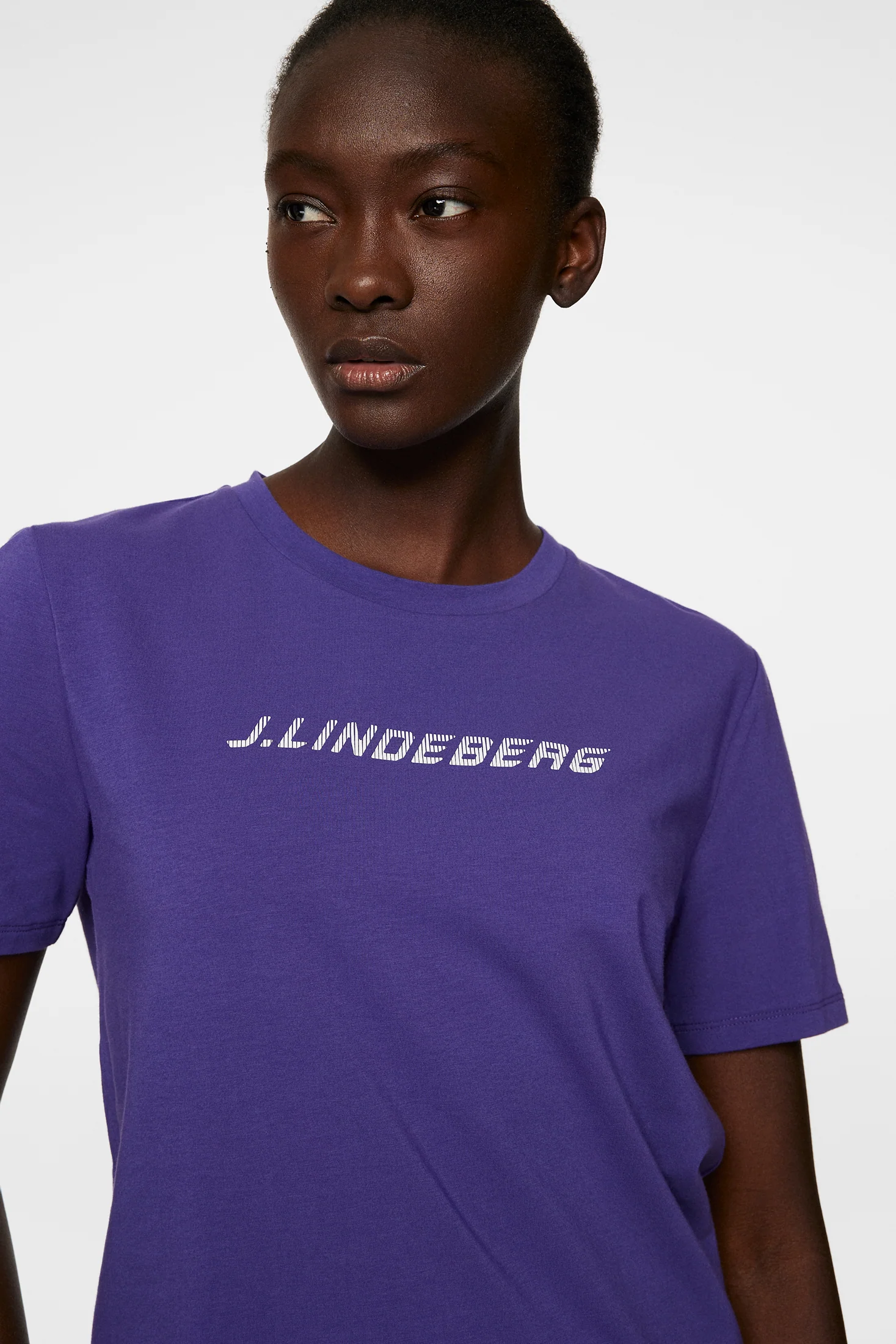 Maureen T-shirt / Deep Wisteria - Image 5