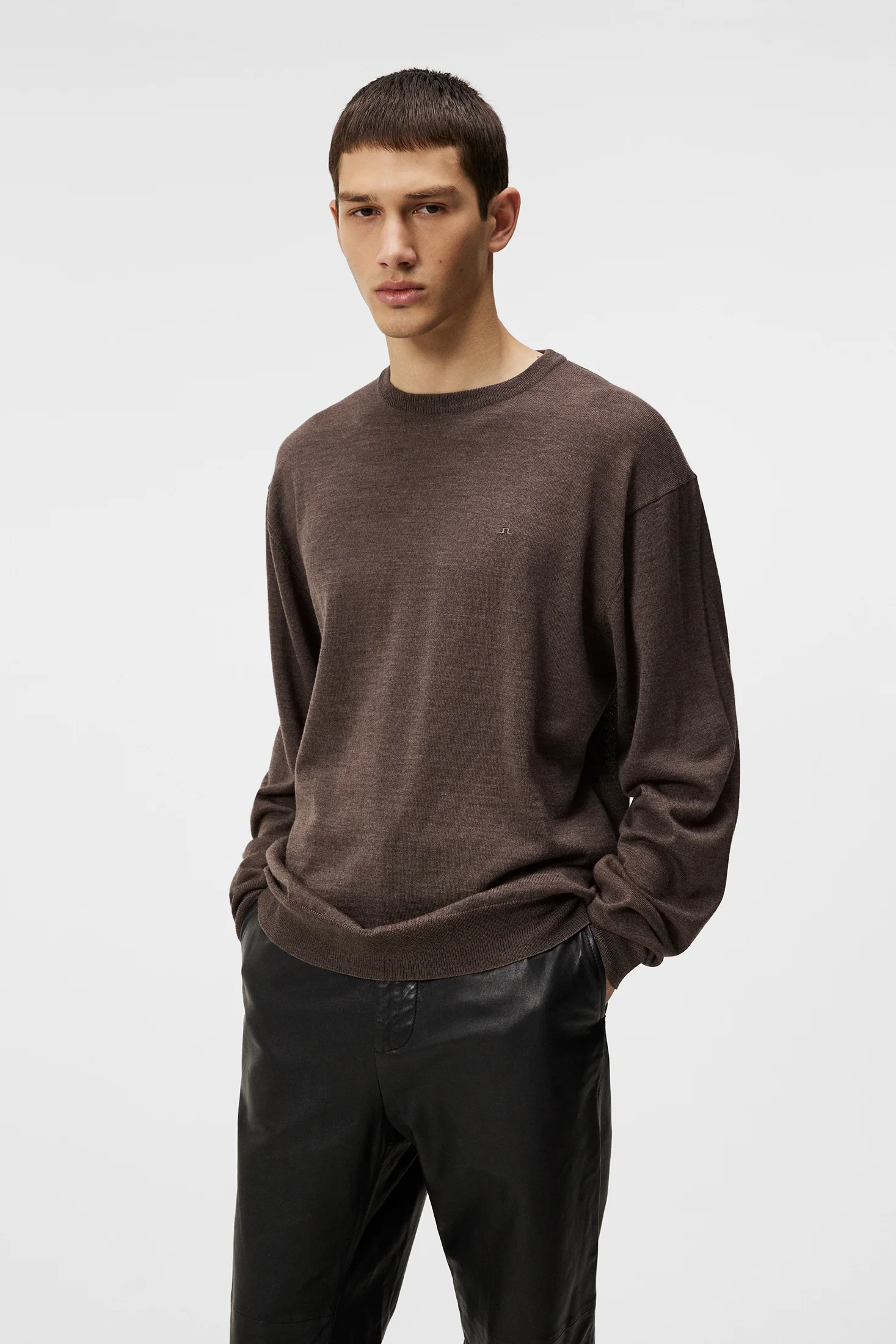 Mino Light Merino Crew / Walnut Melange - Image 2