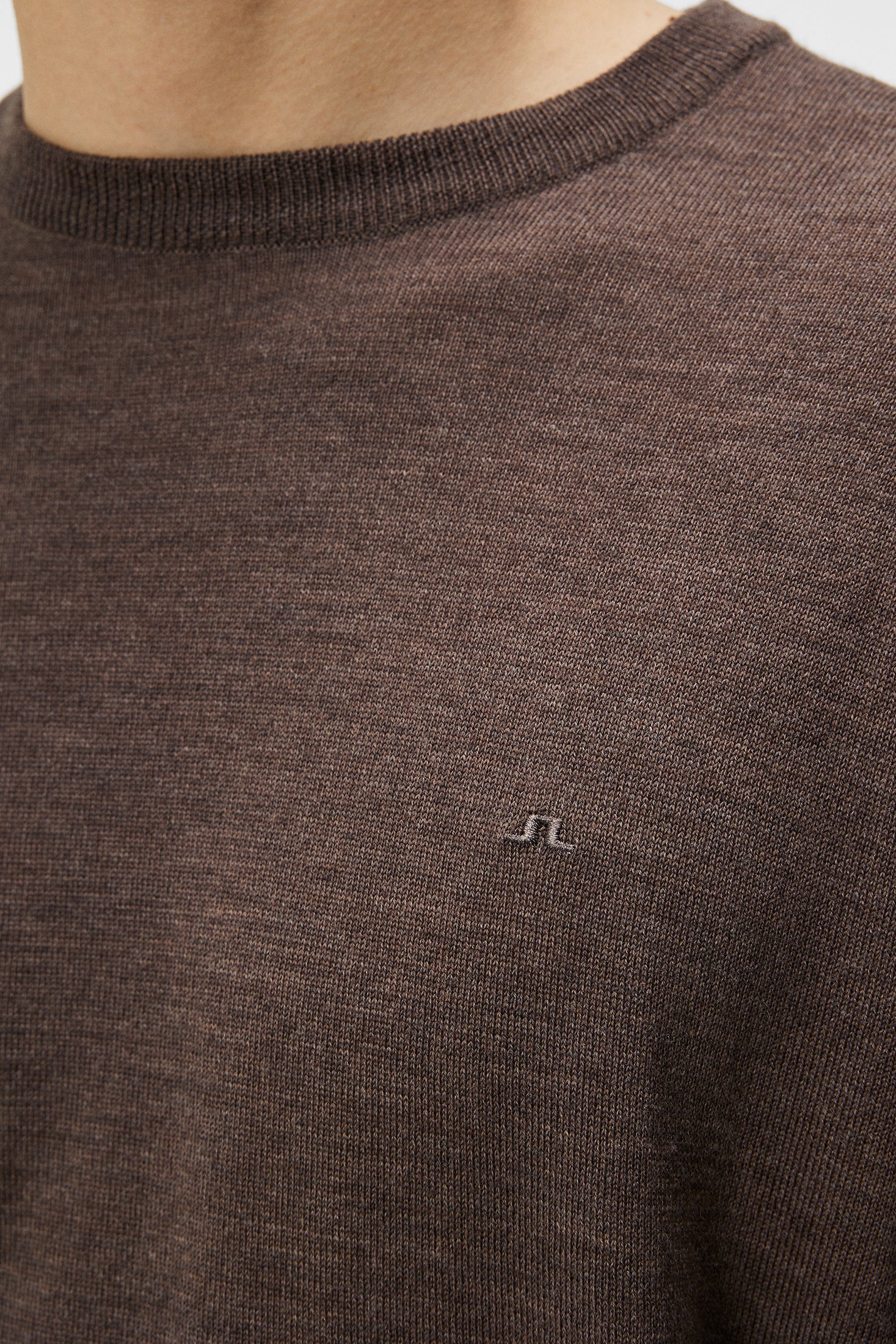 Mino Light Merino Crew / Walnut Melange - Image 6