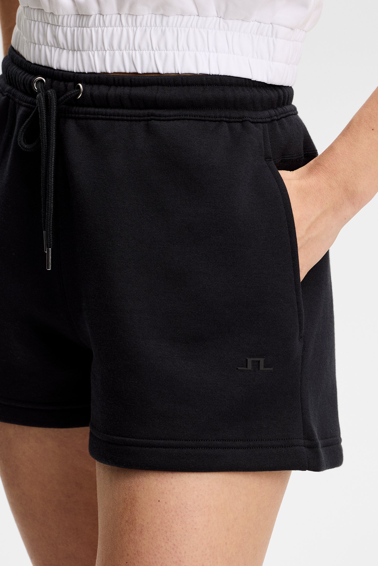 Nova Shorts / Black - Image 5