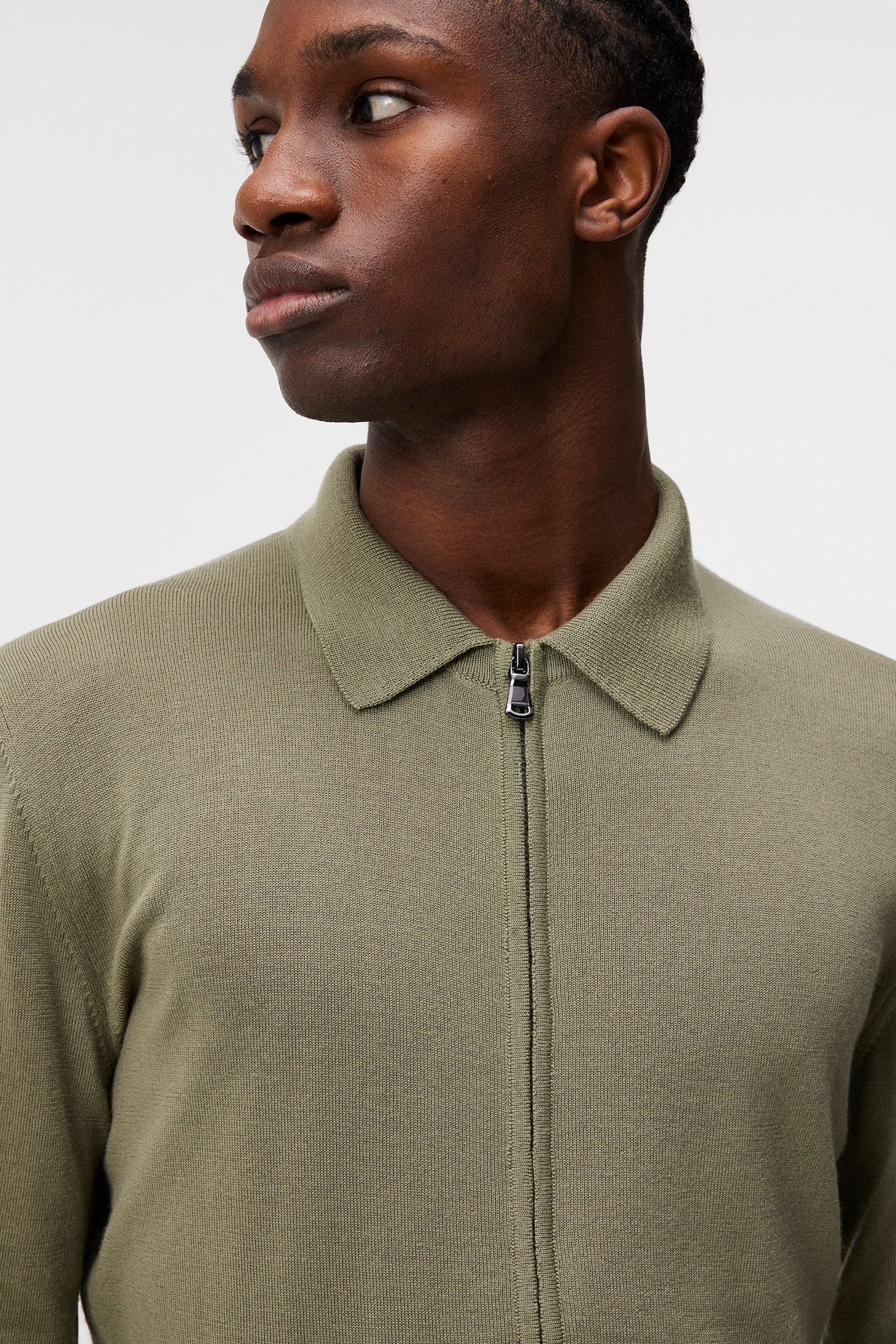 Nyle Light Merino Zip Cardigan / Oil Green - Image 5