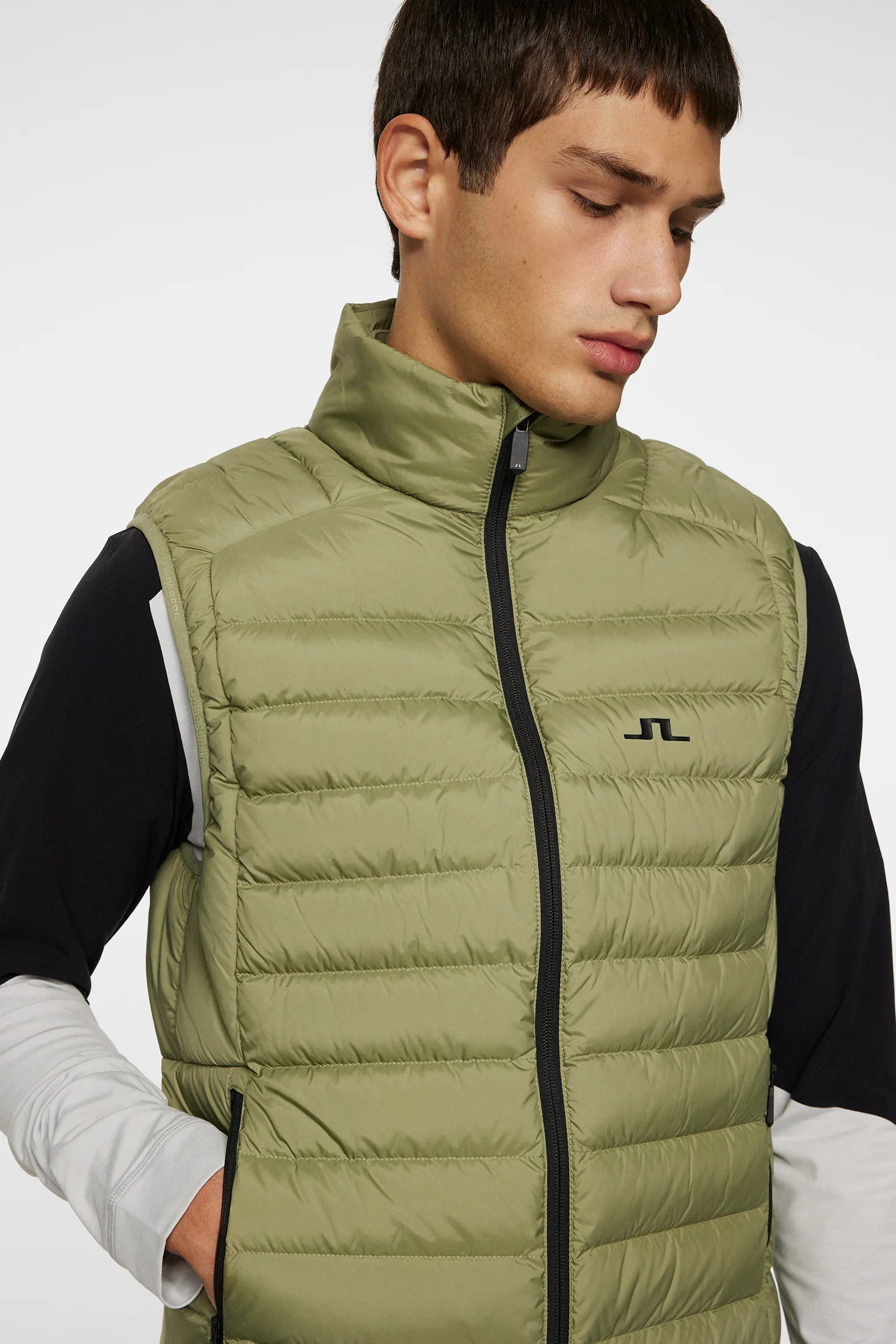 Oden Light Down Vest / Oil Green - Image 5