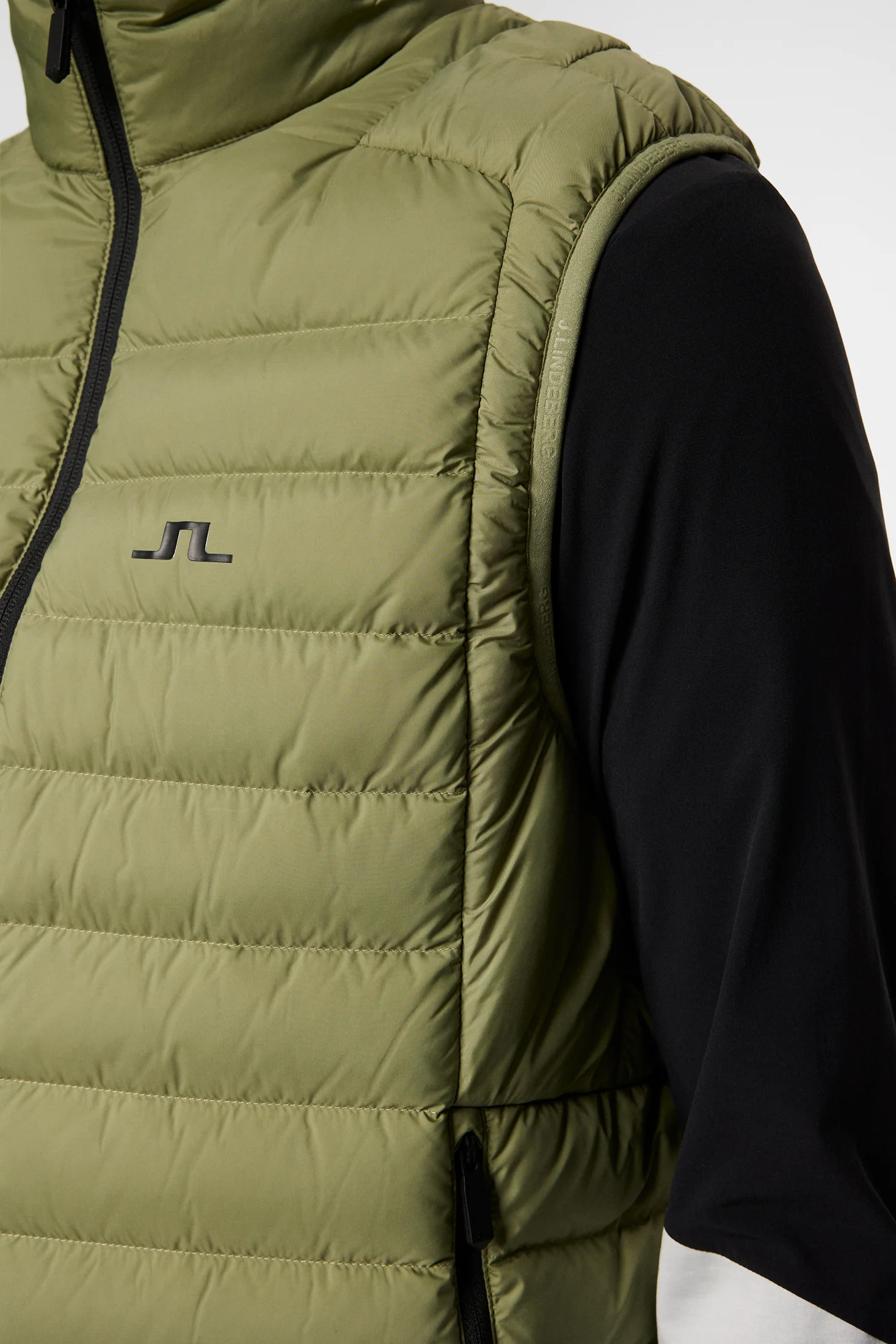 Oden Light Down Vest / Oil Green - Image 6