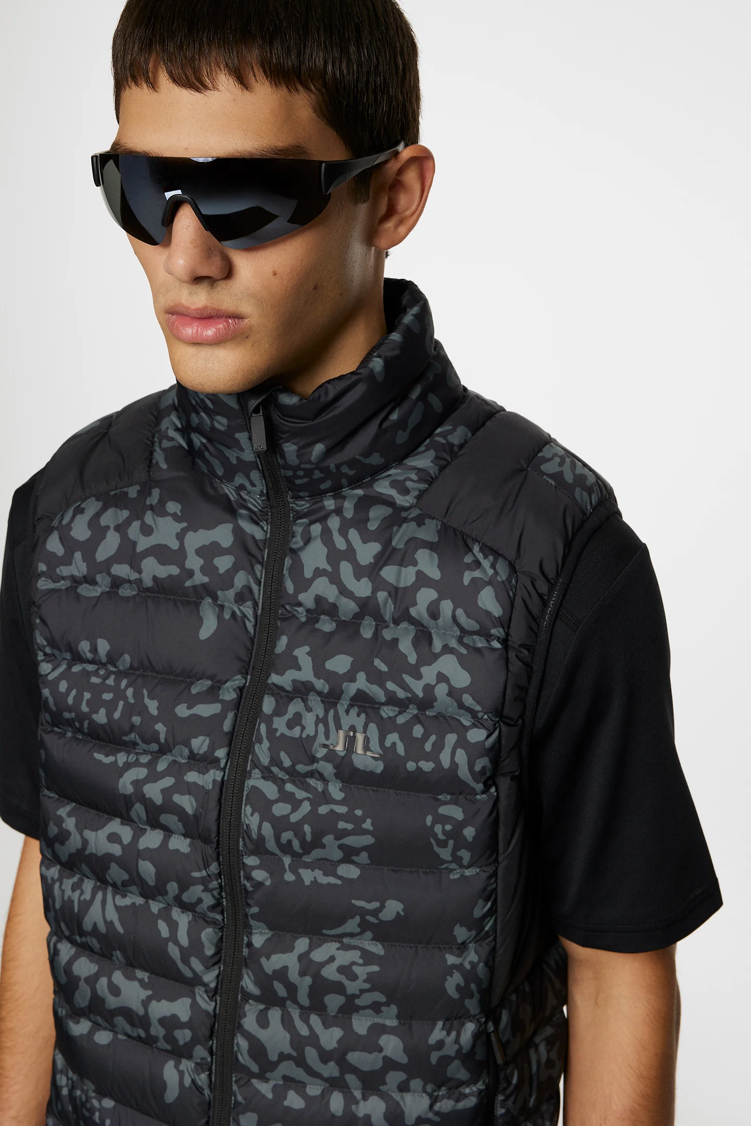Oden Light Down Vest Print / Snake Rock Asphalt M - Image 5