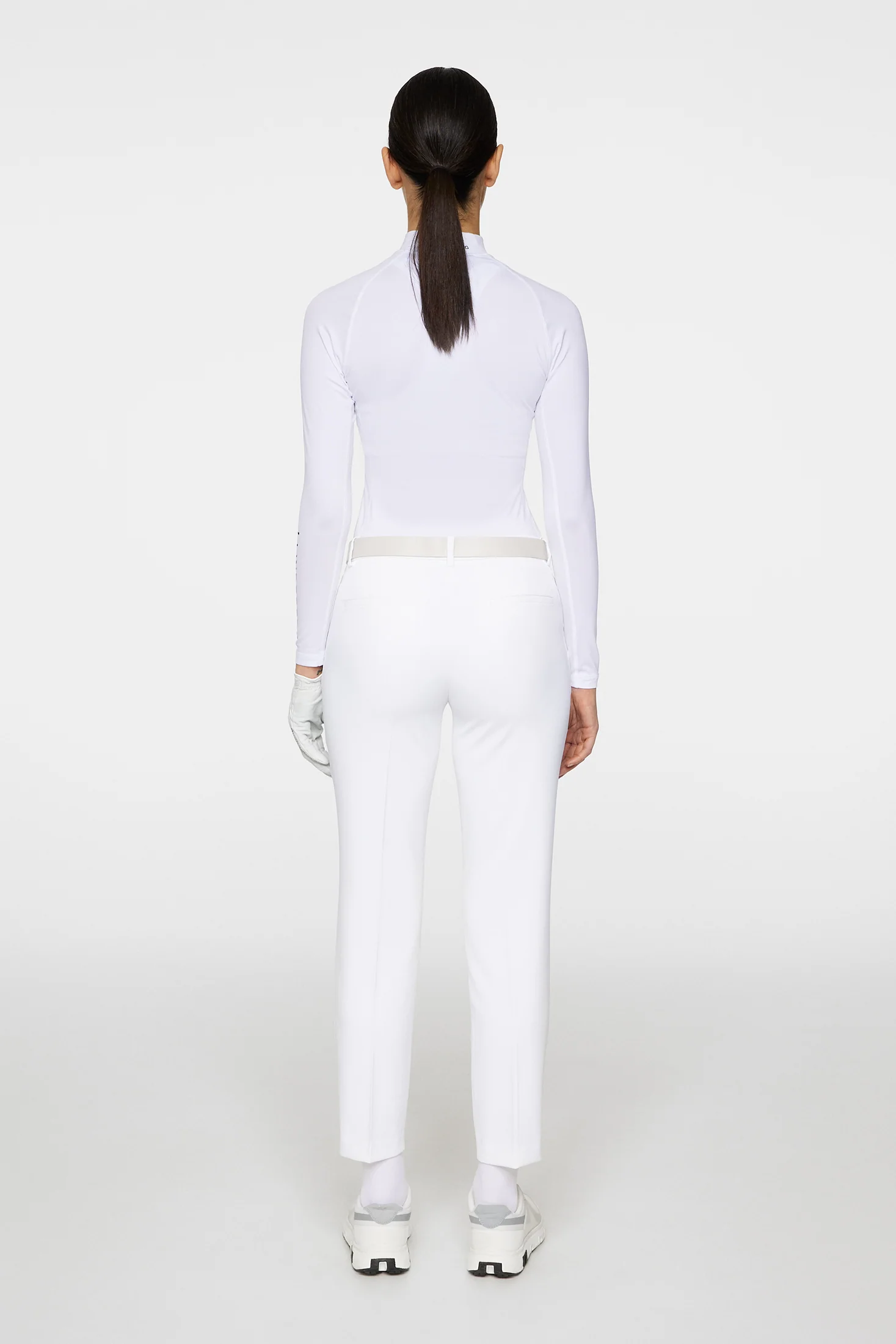 Pia Pant / White - Image 3