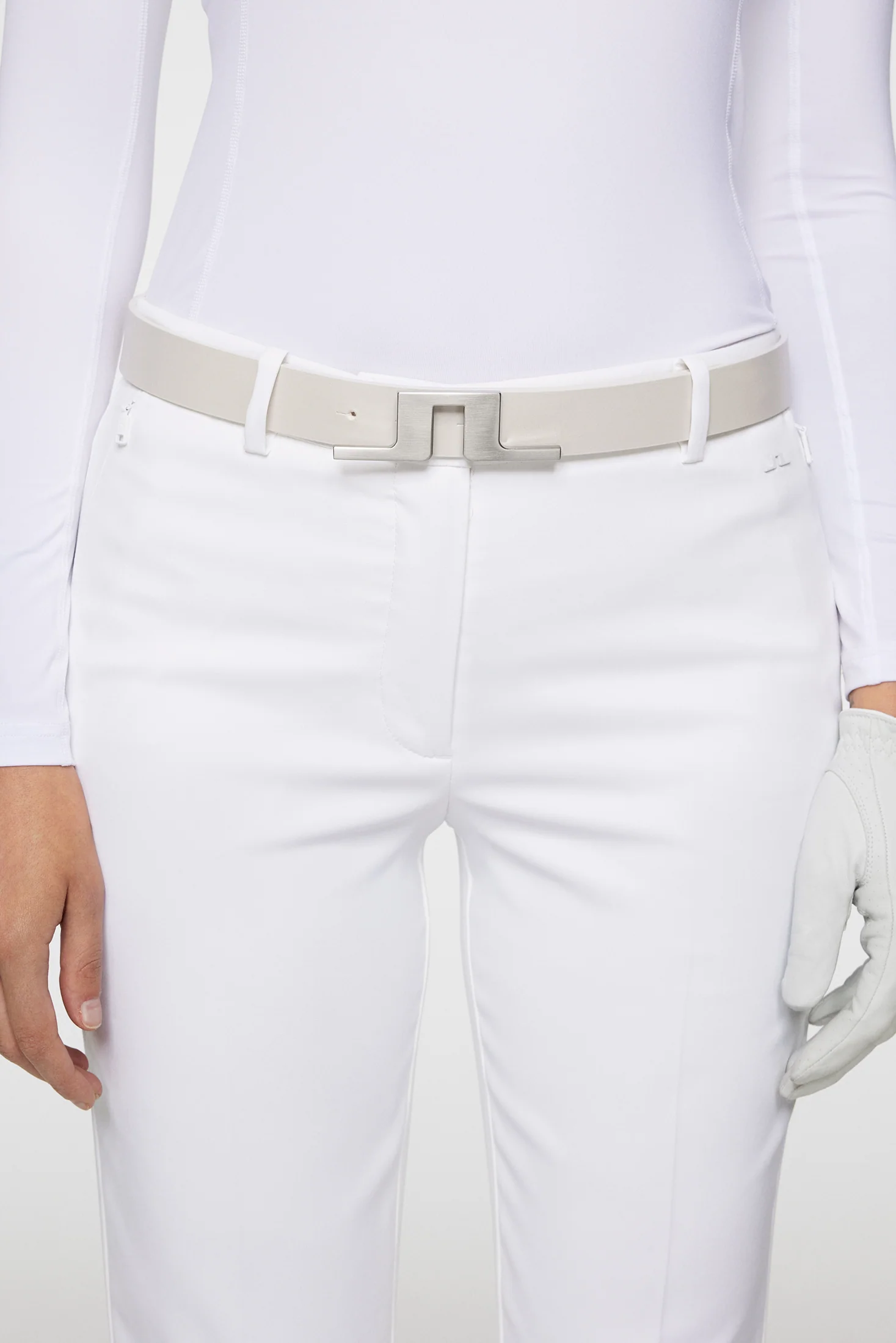 Pia Pant / White - Image 5