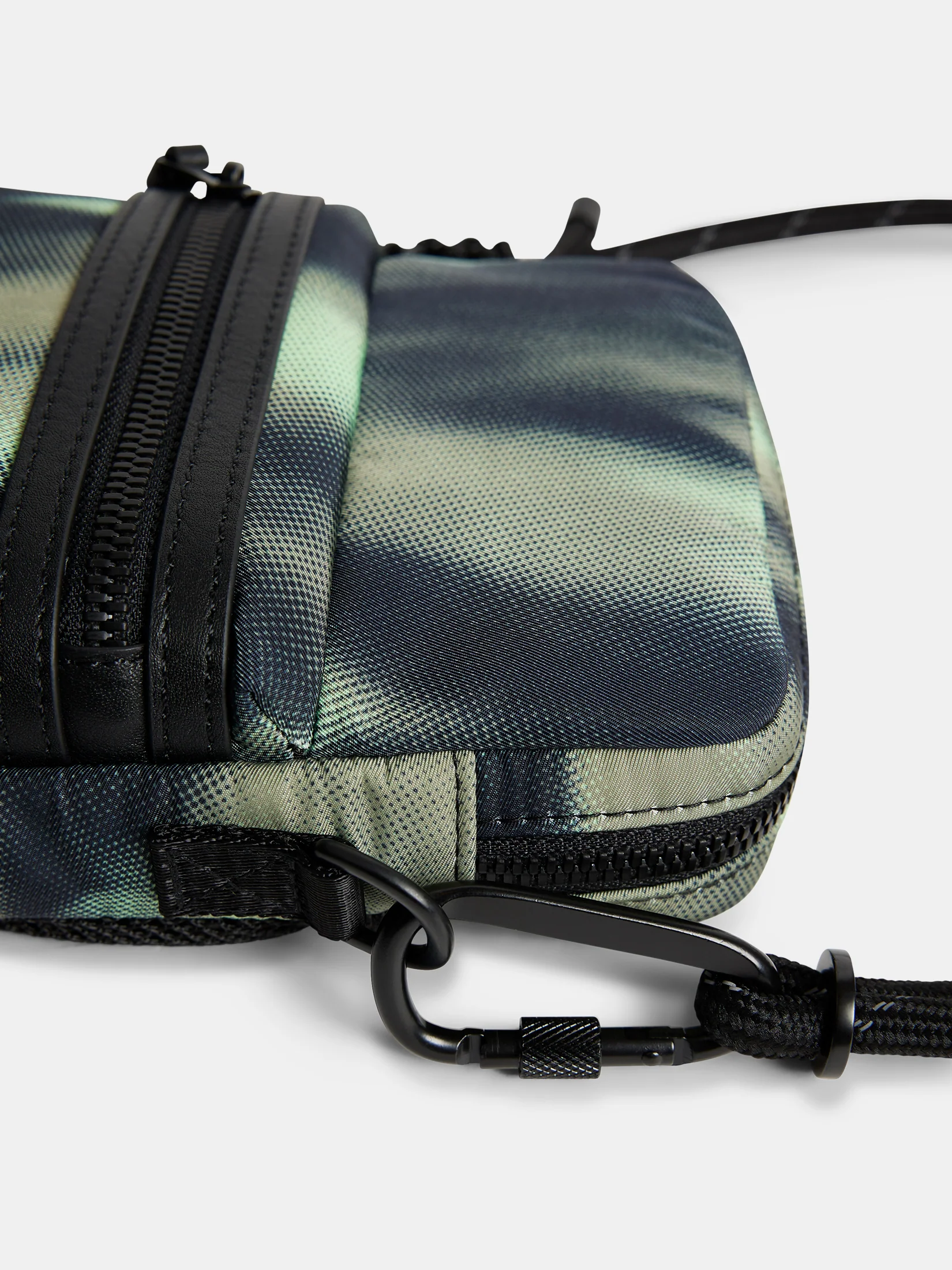 Printed Crossbody Bag / Gotland Haze Green - Image 3