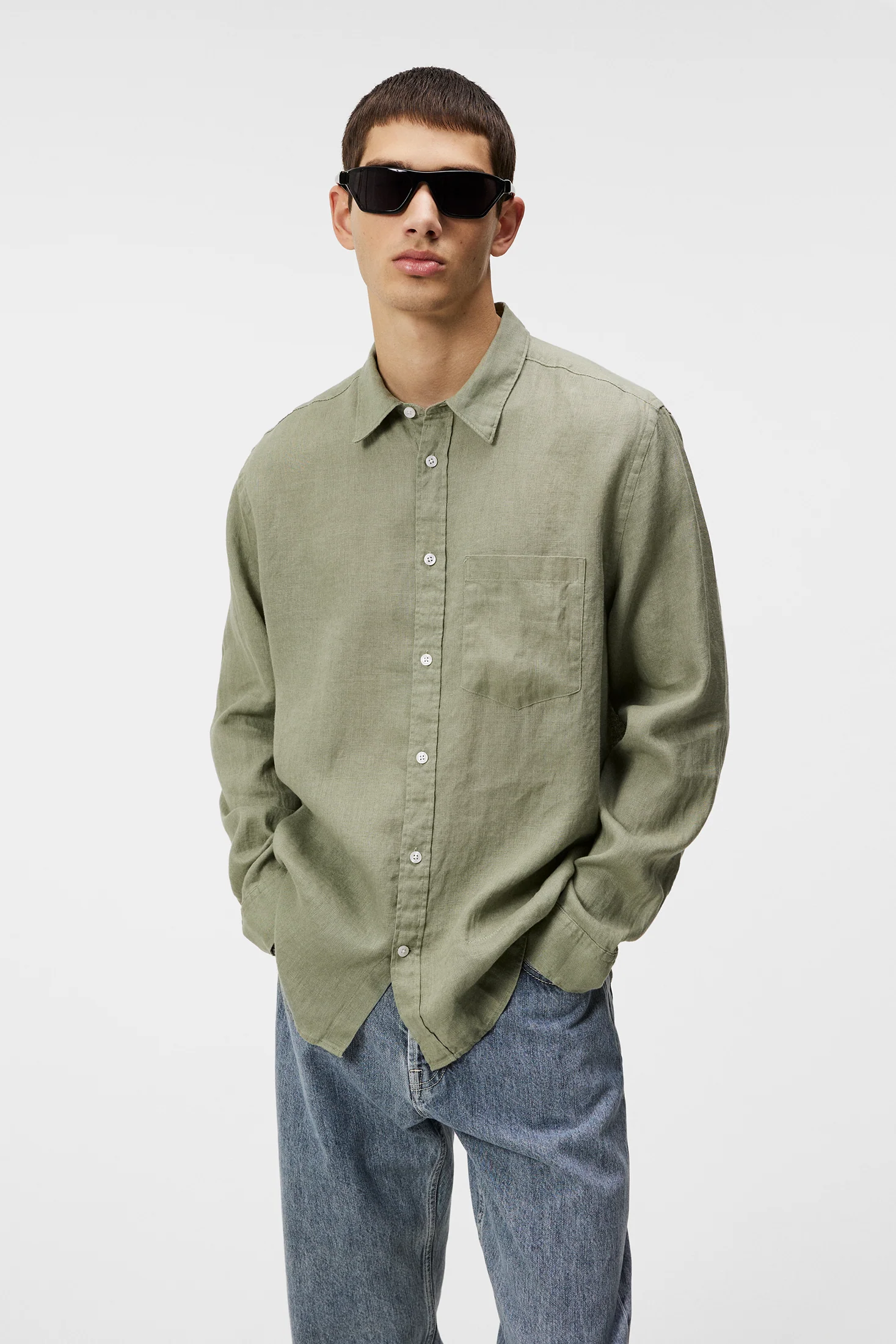 Reg LS Clean Linen Shirt / Oil Green - Image 2