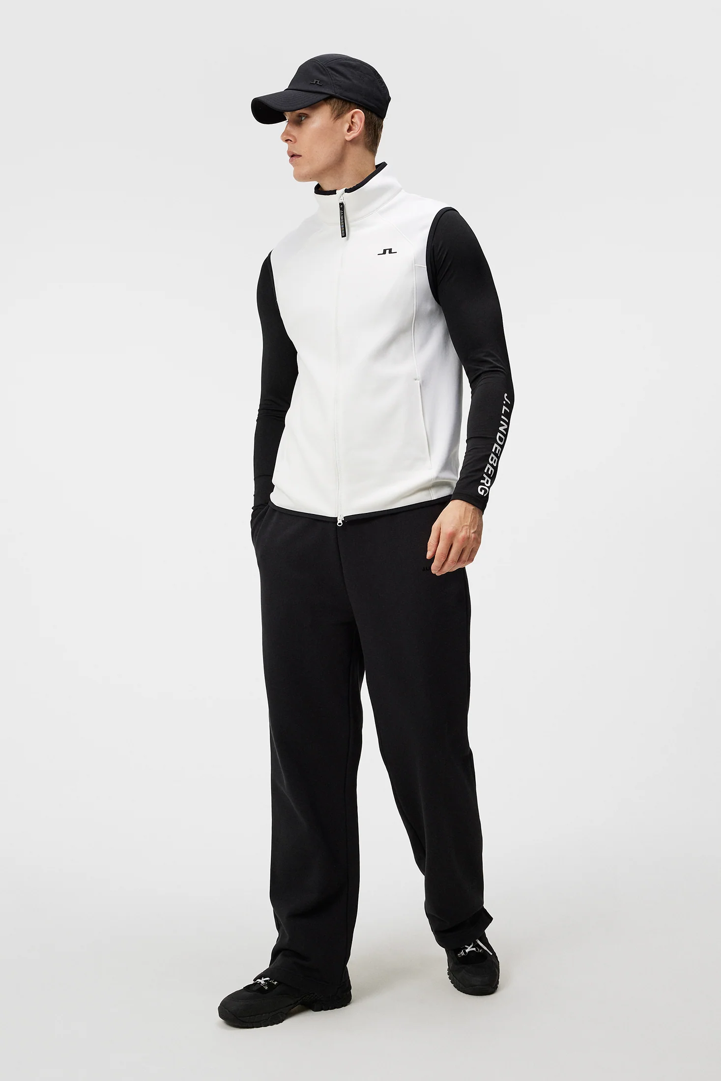Santino Polartec Vest / White - Image 5