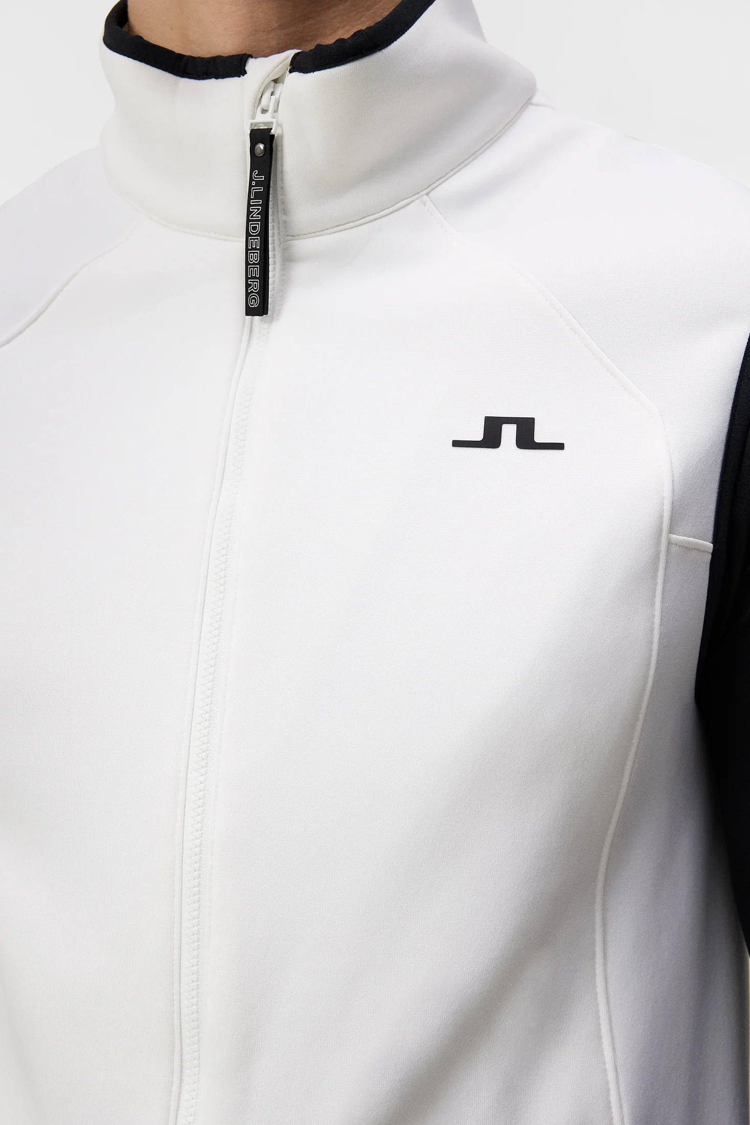 Santino Polartec Vest / White - Image 7