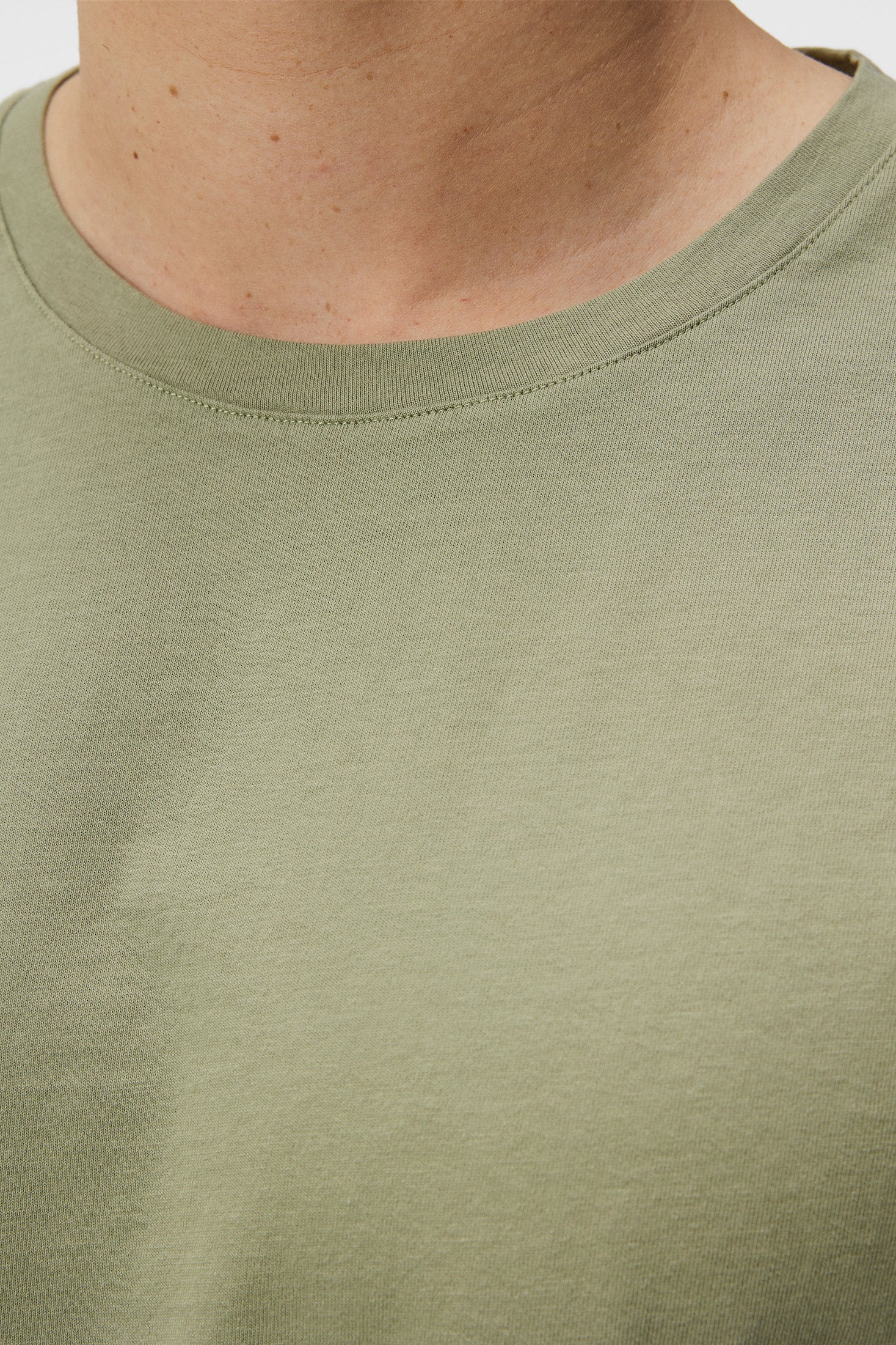 Sid Basic T-Shirt / Oil Green - Image 6