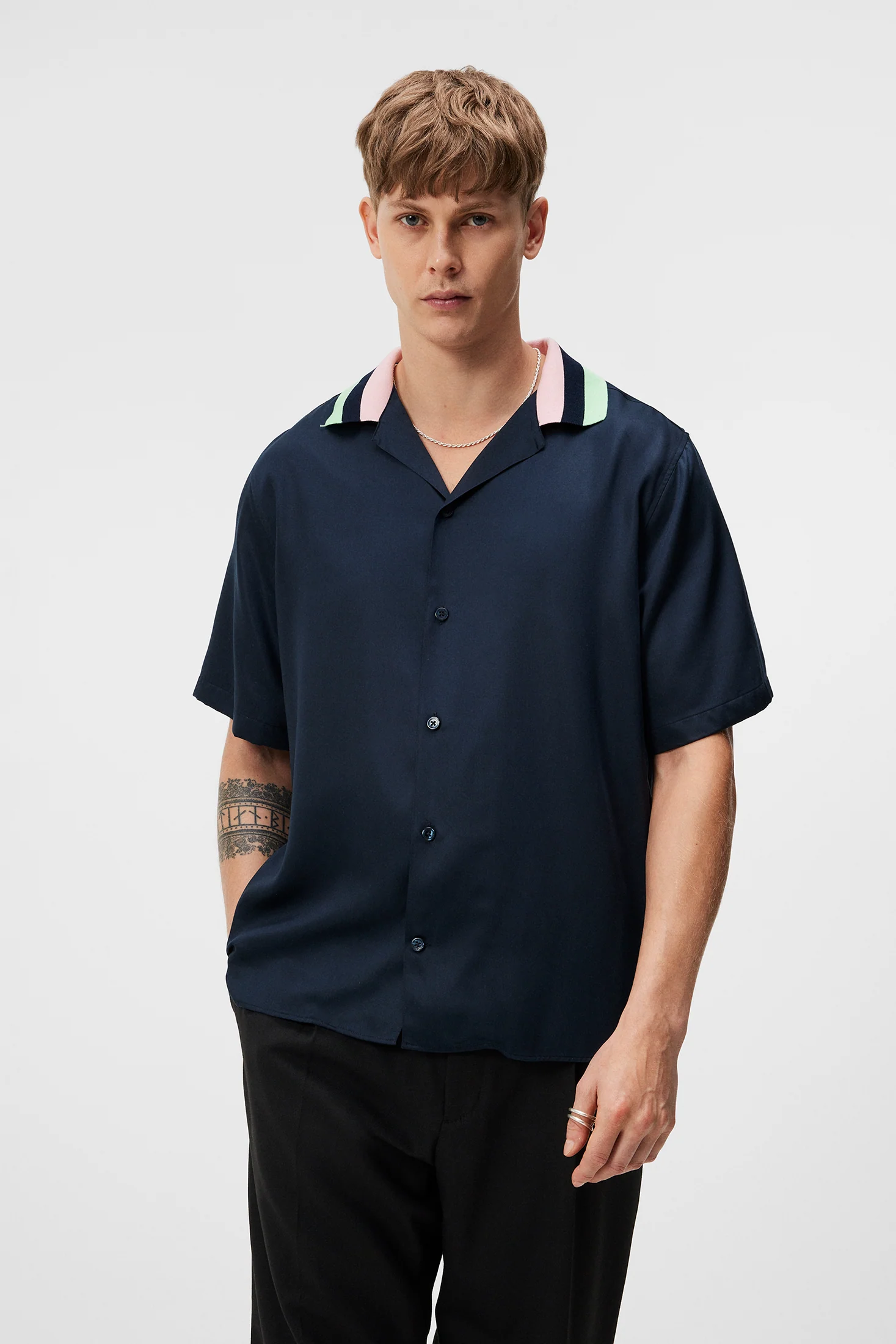 Skala SS Knit Collar Shirt / JL Navy - Image 2