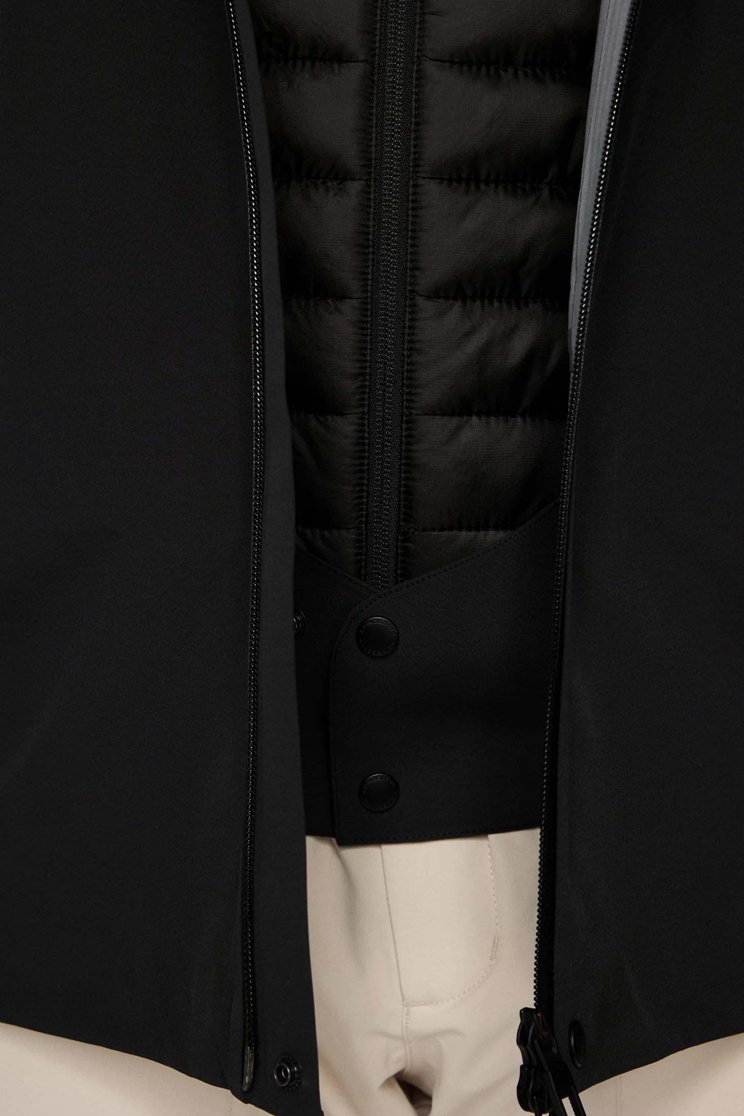 Sky Pro Shell Jacket / Black - Image 7