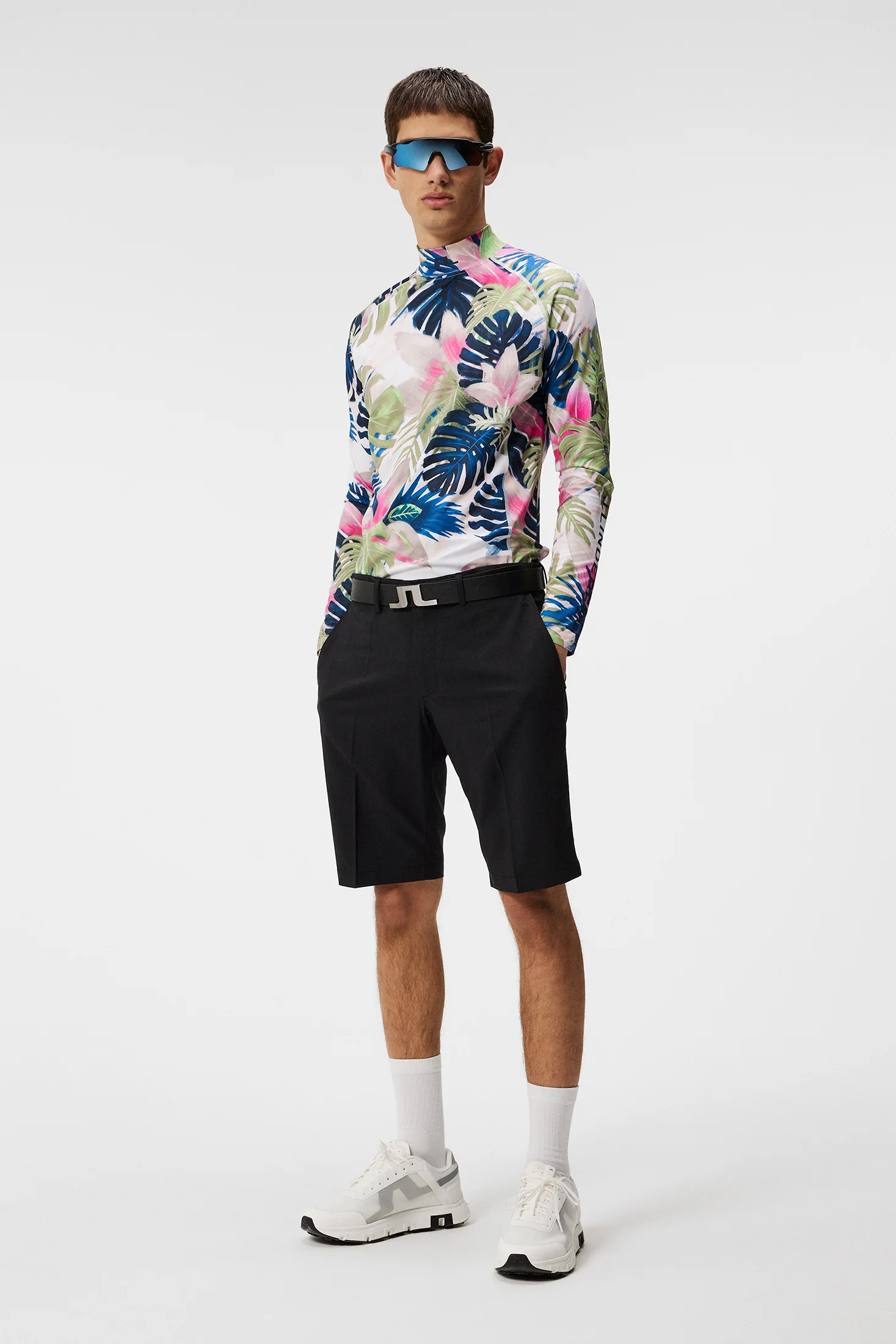 Somle Shorts / Black - Image 4