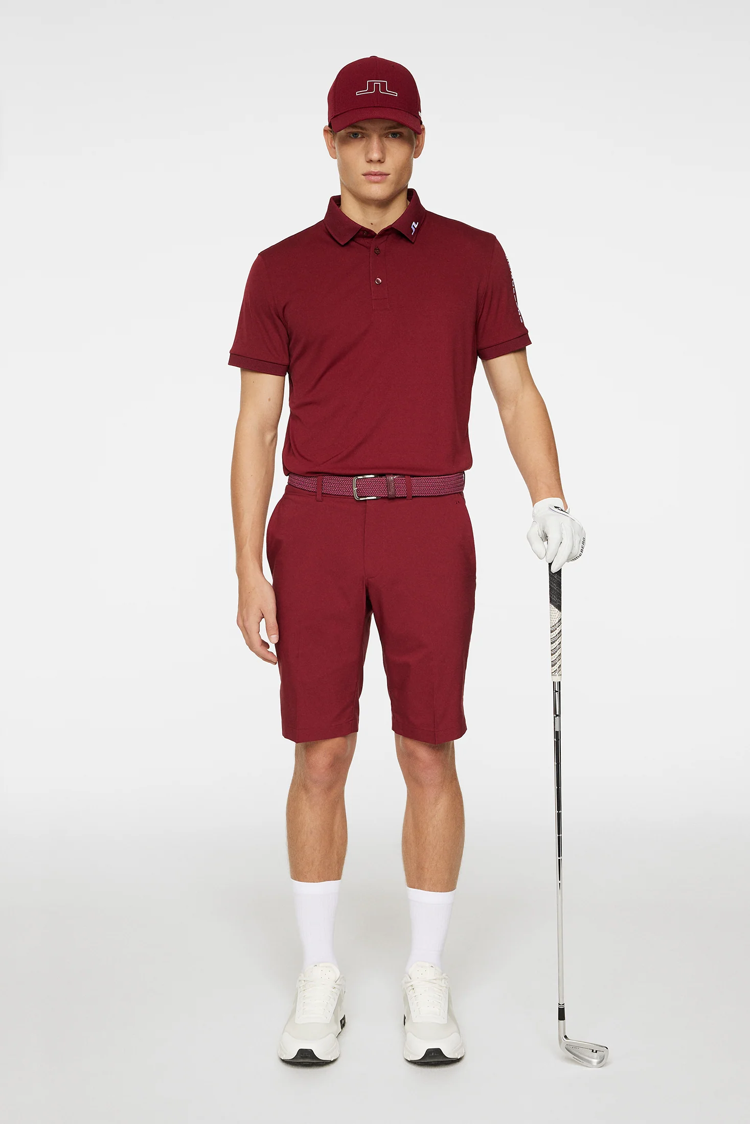 Somle Shorts / Cabernet - Image 4