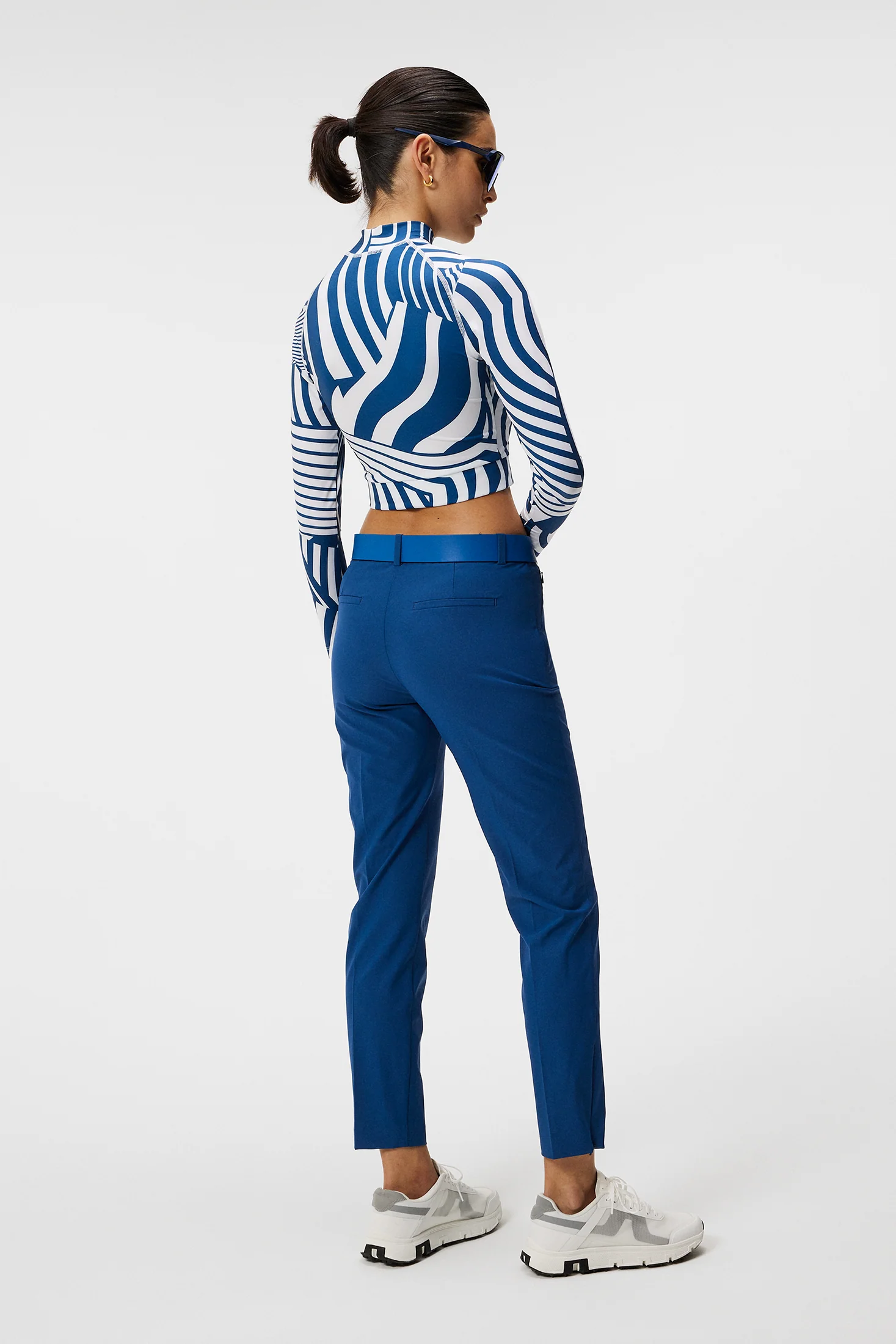 Tea Long Sleeve Top / Dazzle Wave Estate - Image 3