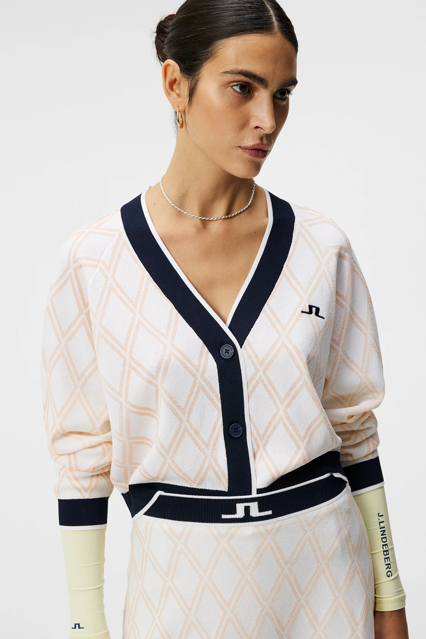 Thorina Knitted Cardigan / White - Image 5
