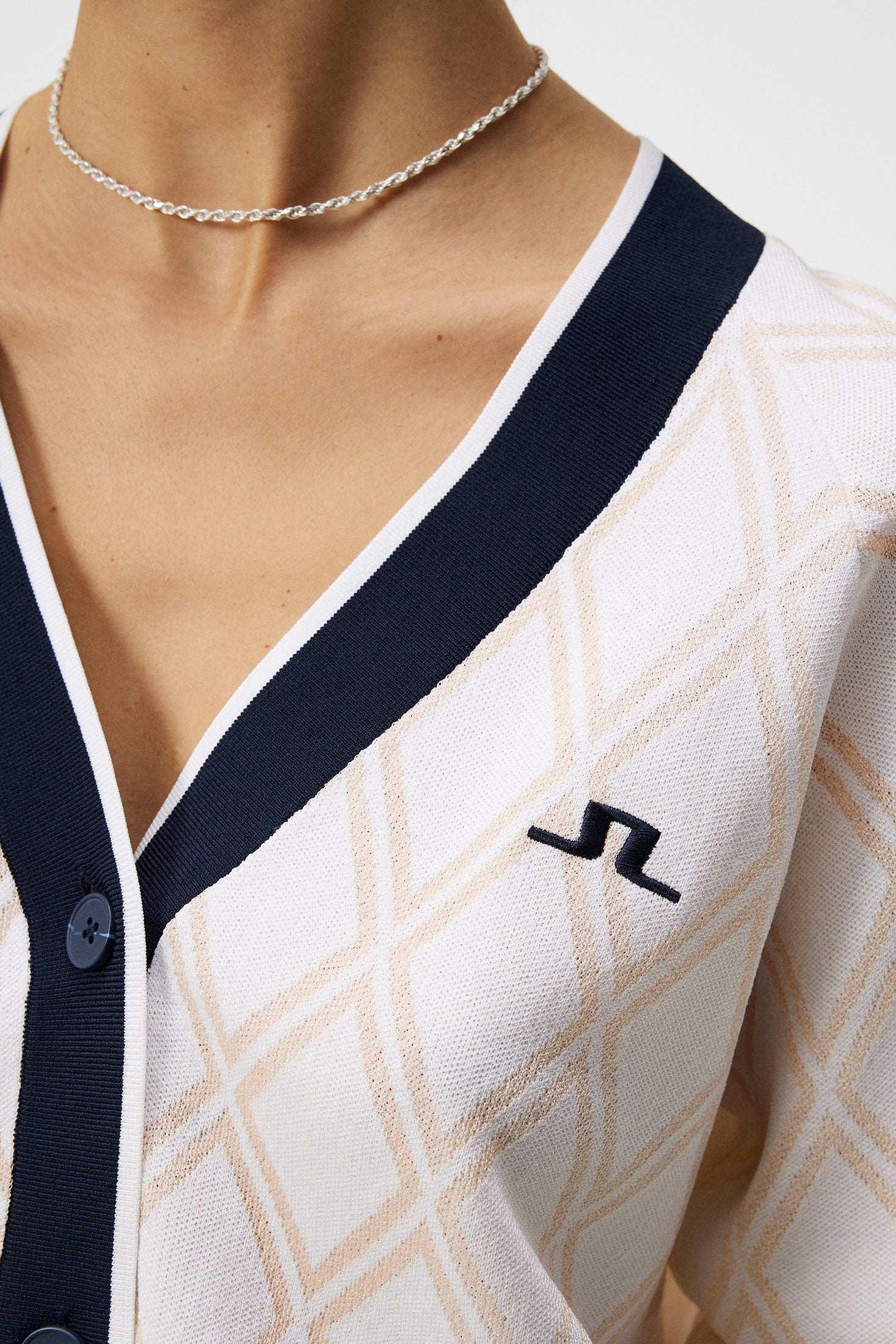 Thorina Knitted Cardigan / White - Image 6
