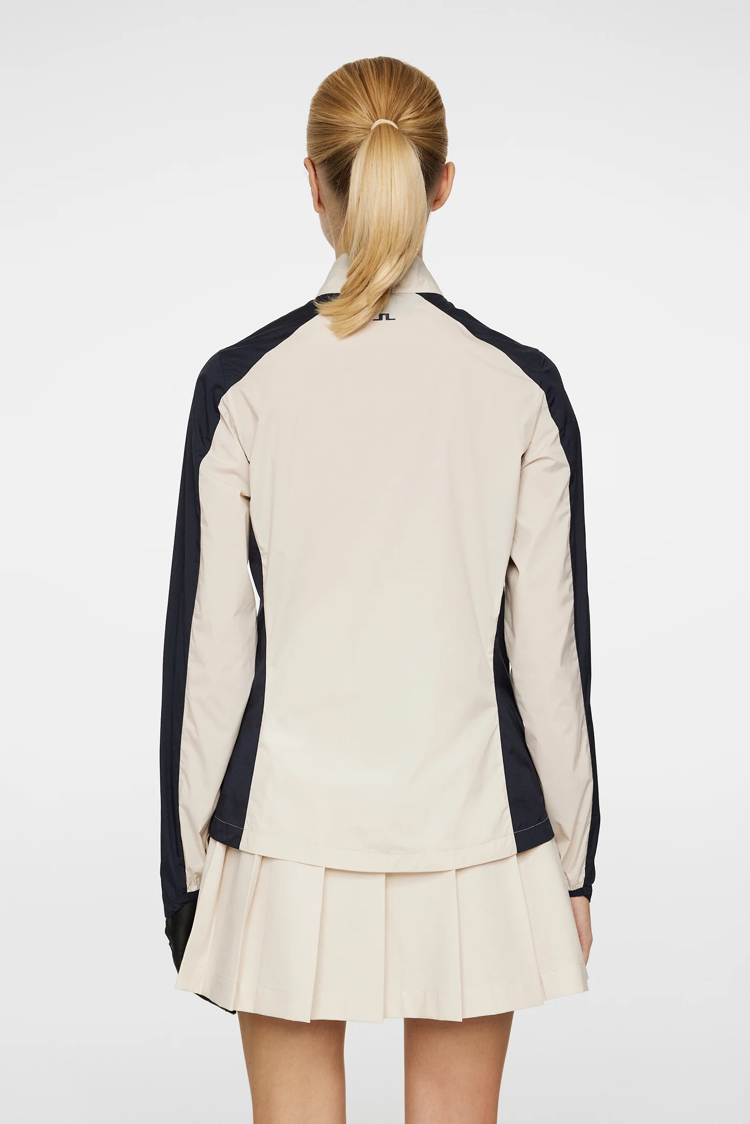 Thorine Wind Jacket / Moonbeam - Image 3