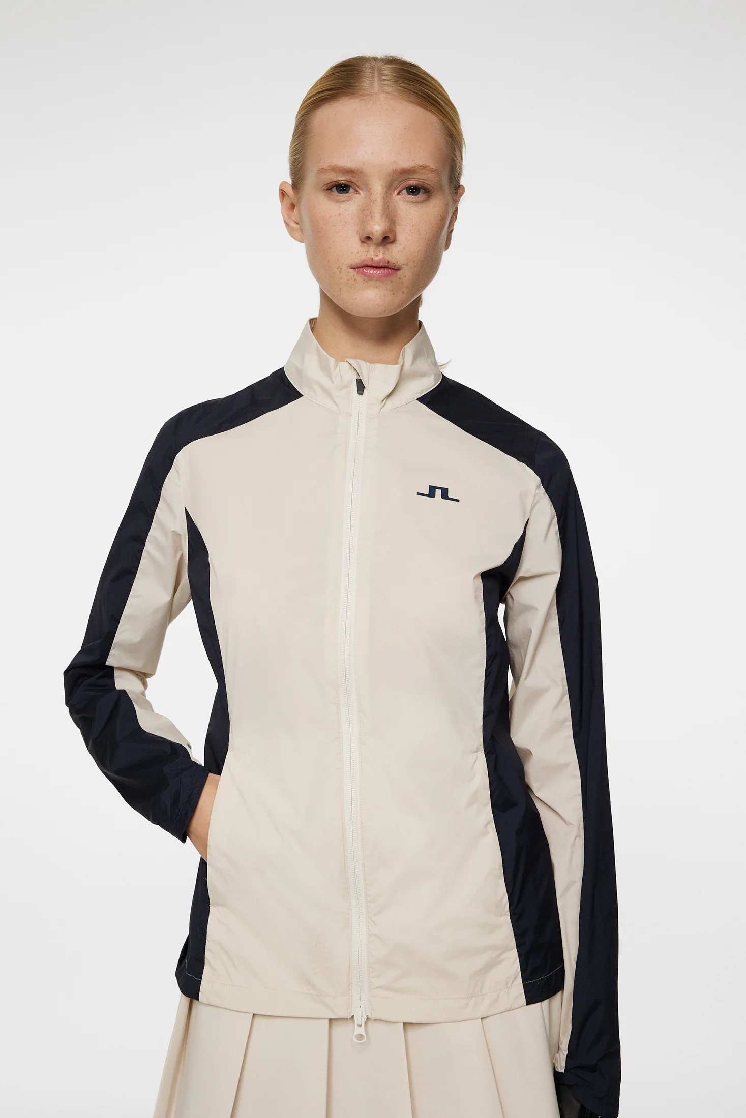 Thorine Wind Jacket / Moonbeam - Image 5