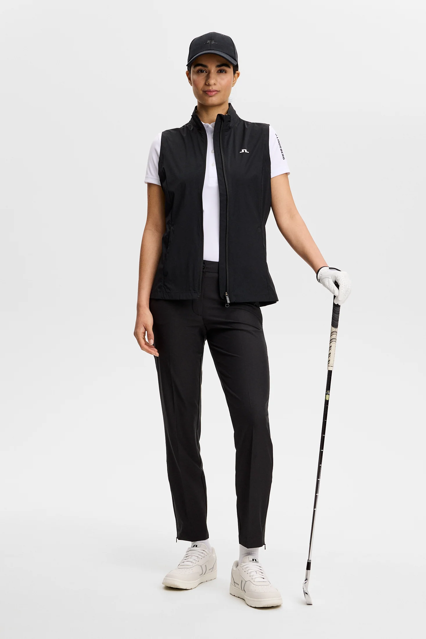 Thorine Wind Packable Vest / Black - Image 4