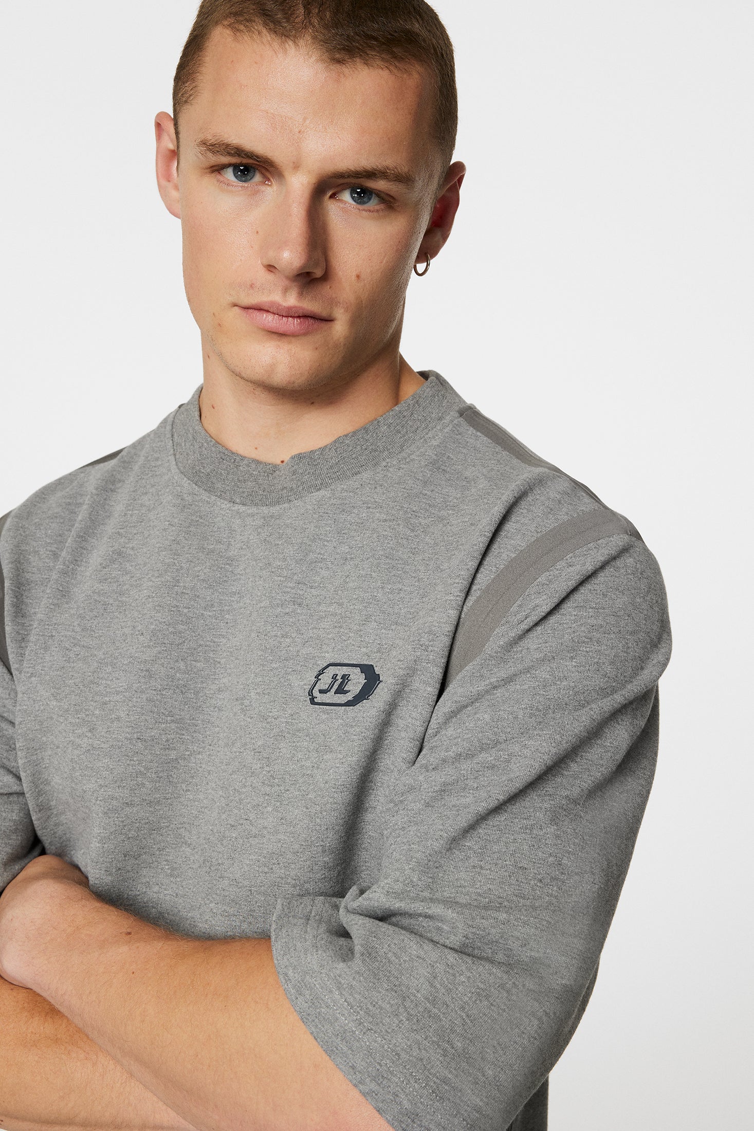 Tibbe Seam Sealed Tee / Light Grey Melange - Image 5