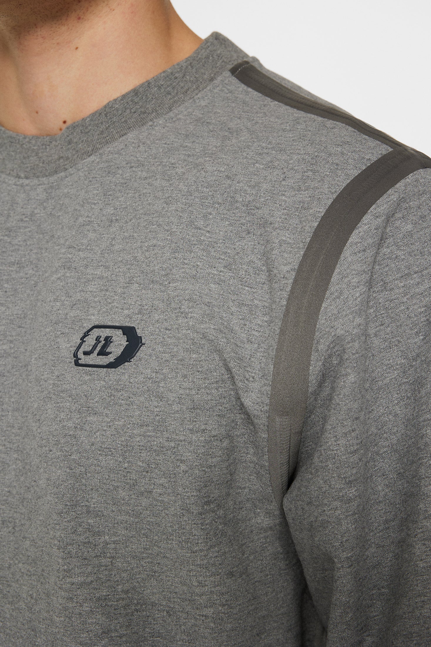 Tibbe Seam Sealed Tee / Light Grey Melange - Image 6