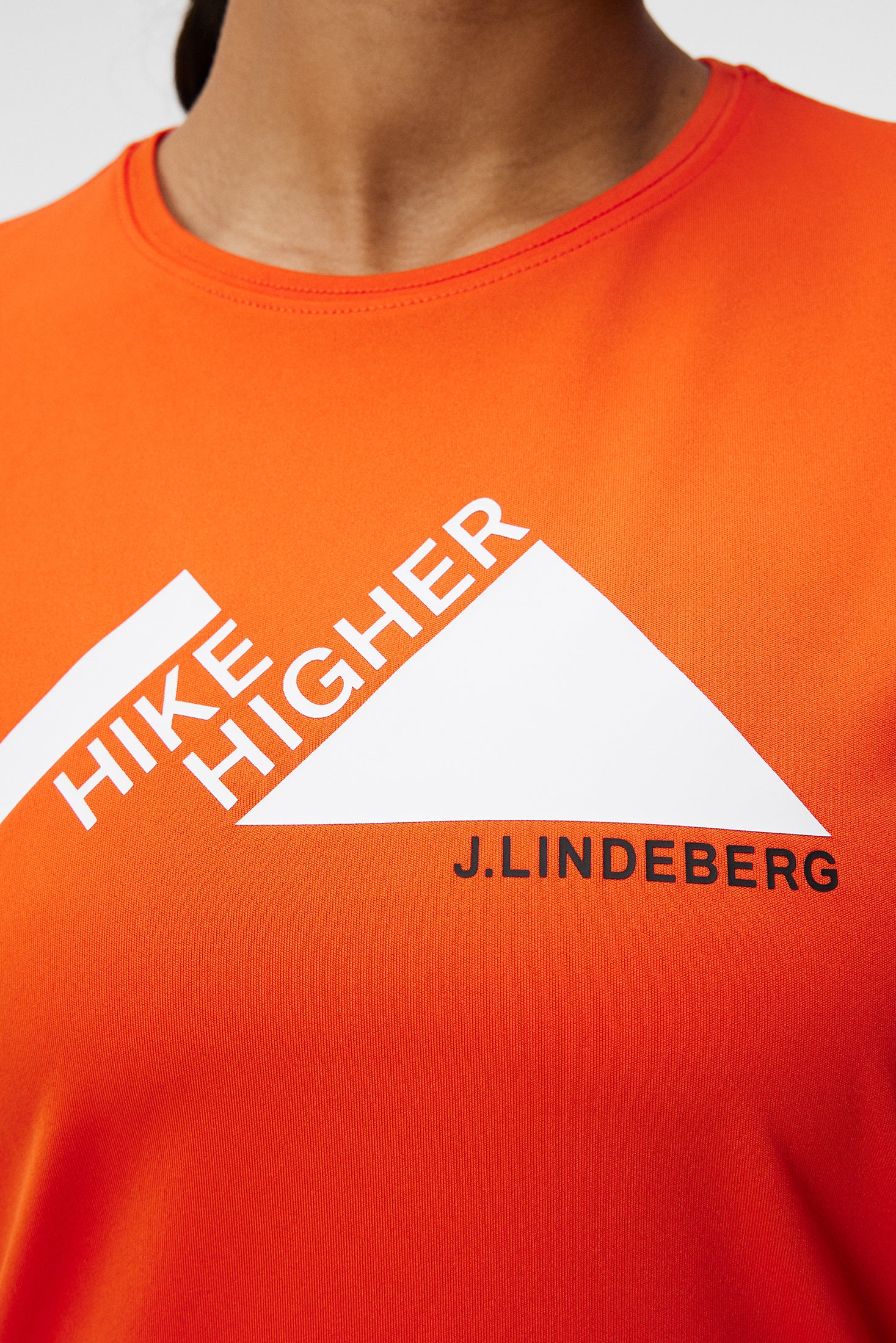 Valeria Graphic T-shirt / Tangerine Tango - Image 6